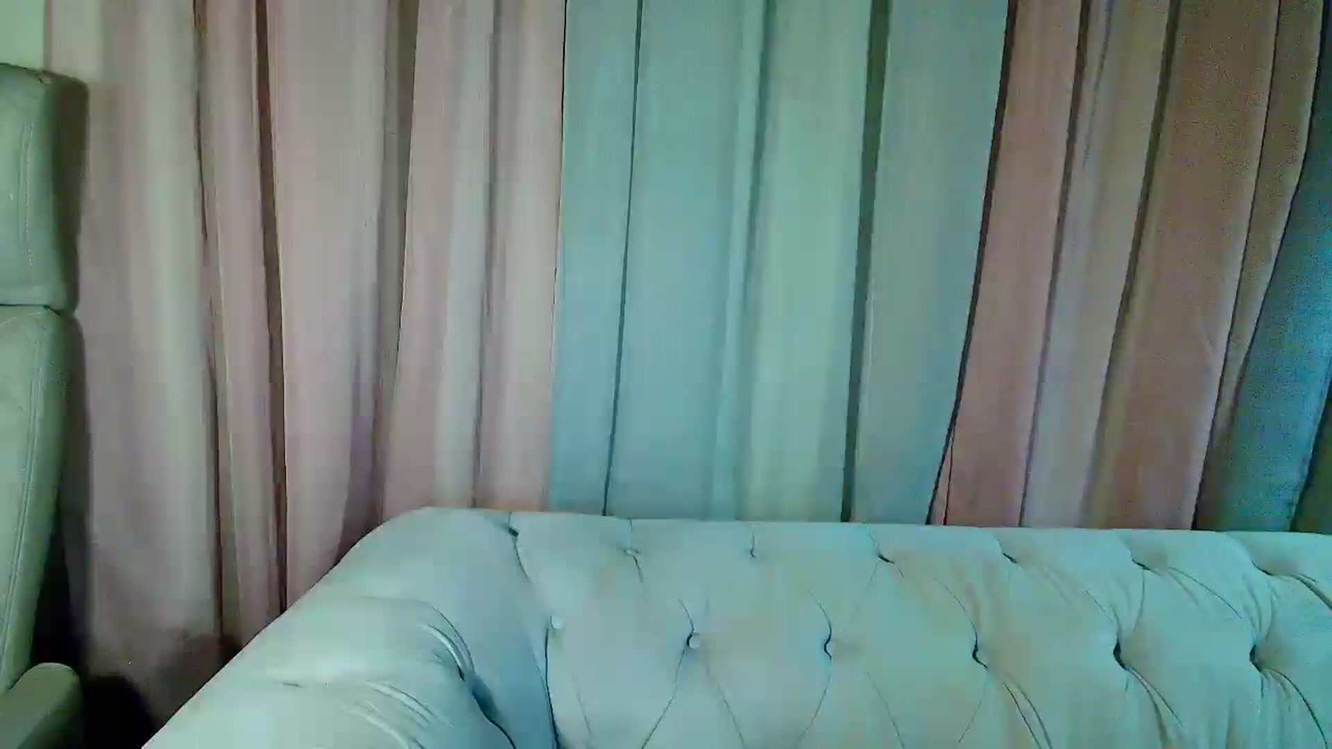 Gallery image thumbnail from Aarte_miss's myfreecams stream on, 06/30/2025, 02:41 image 6 of 20