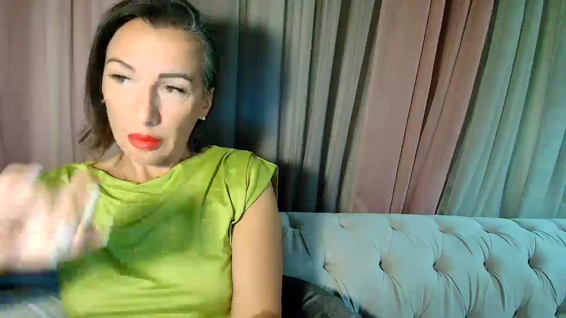 Gallery image thumbnail from Aarte_miss's myfreecams stream on, 09/01/2025, 24:00 image 7 of 20