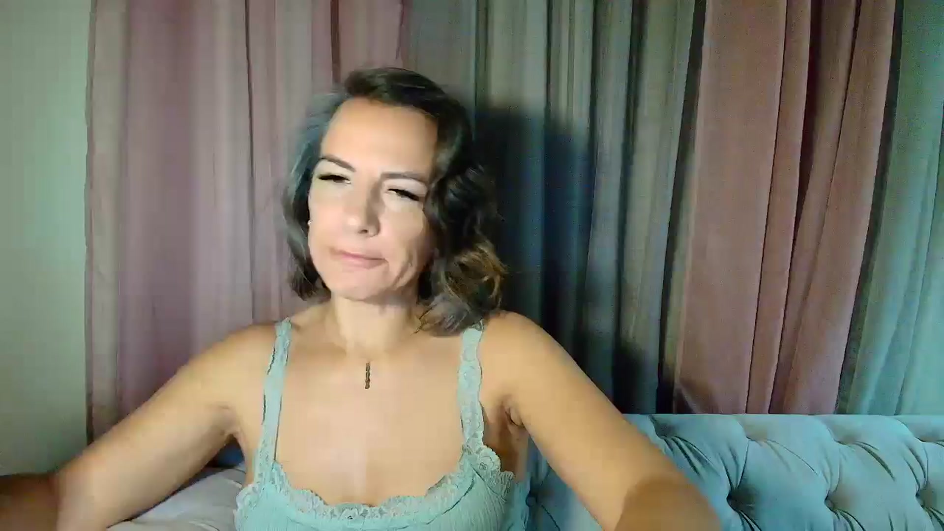 Gallery image thumbnail from Aarte_miss's myfreecams stream on, 09/06/2025, 24:04 image 7 of 20