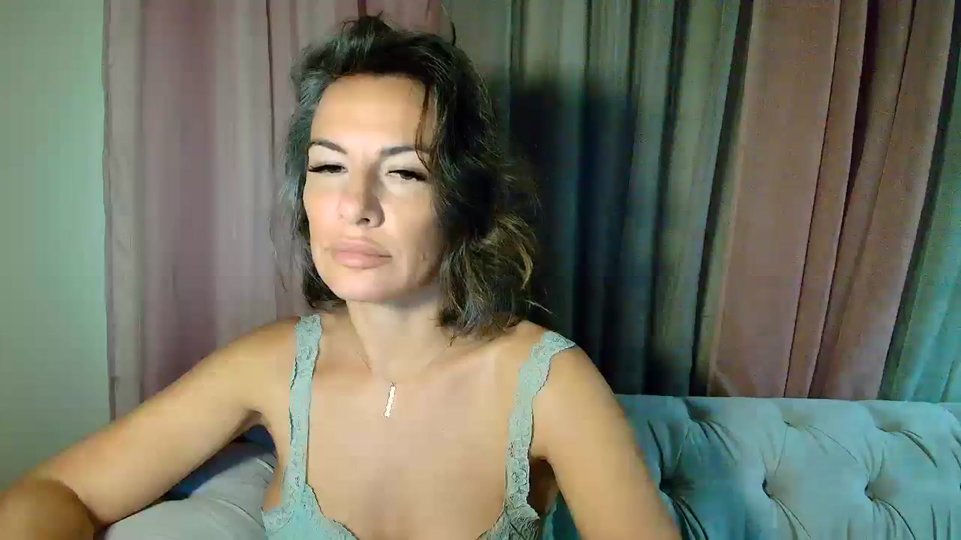Gallery image thumbnail from Aarte_miss's myfreecams stream on, 09/06/2025, 02:12 image 9 of 20