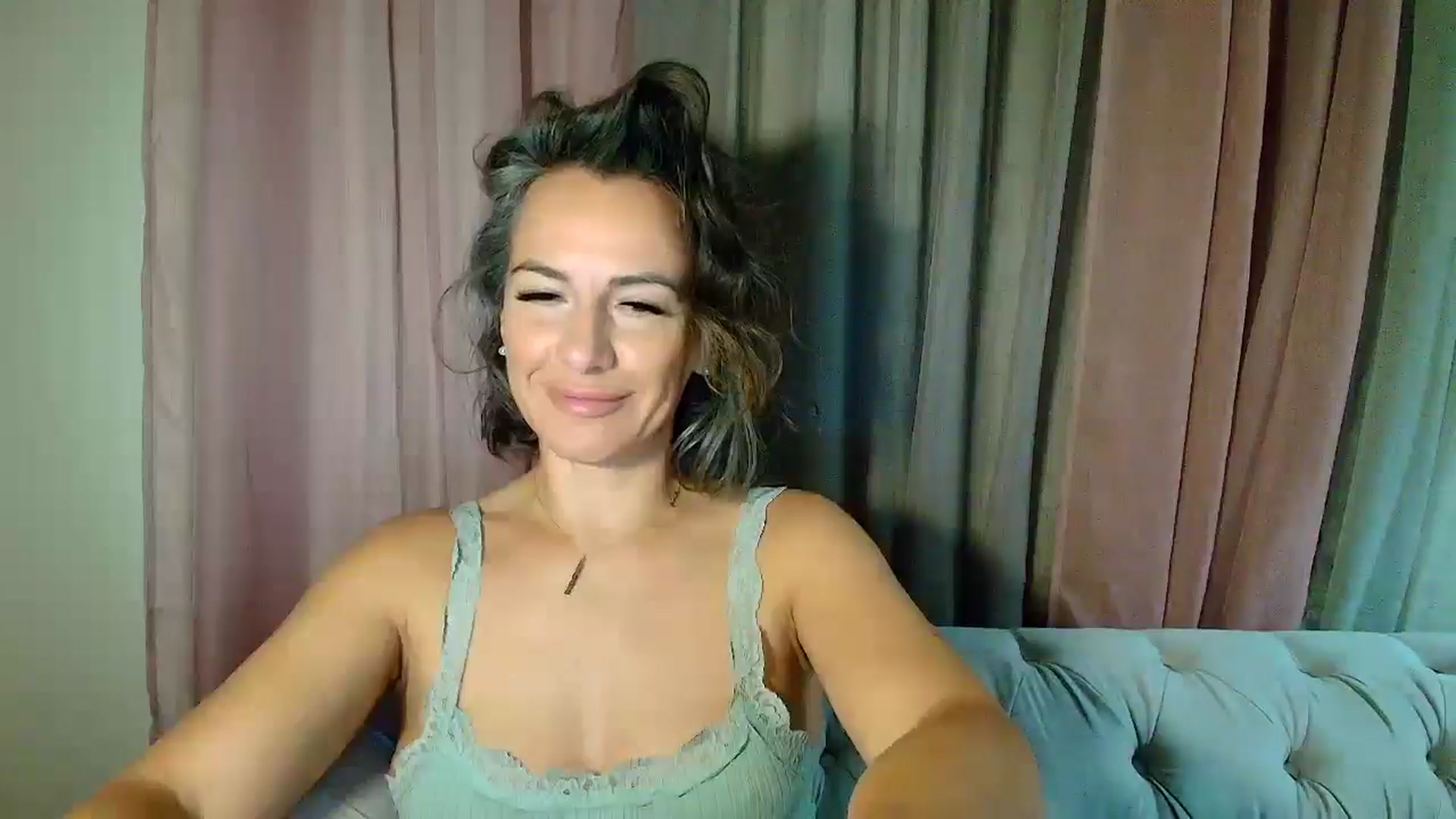 Gallery image thumbnail from Aarte_miss's myfreecams stream on, 09/06/2025, 02:12 image 2 of 20