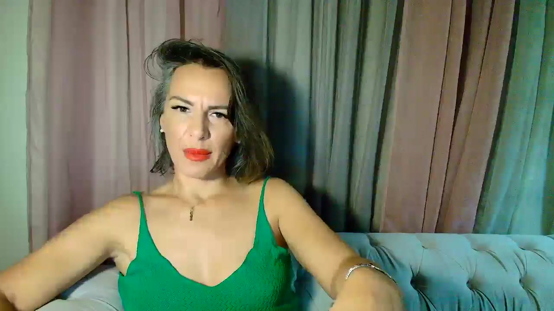 Gallery image thumbnail from Aarte_miss's myfreecams stream on, 09/06/2025, 23:32 image 17 of 20