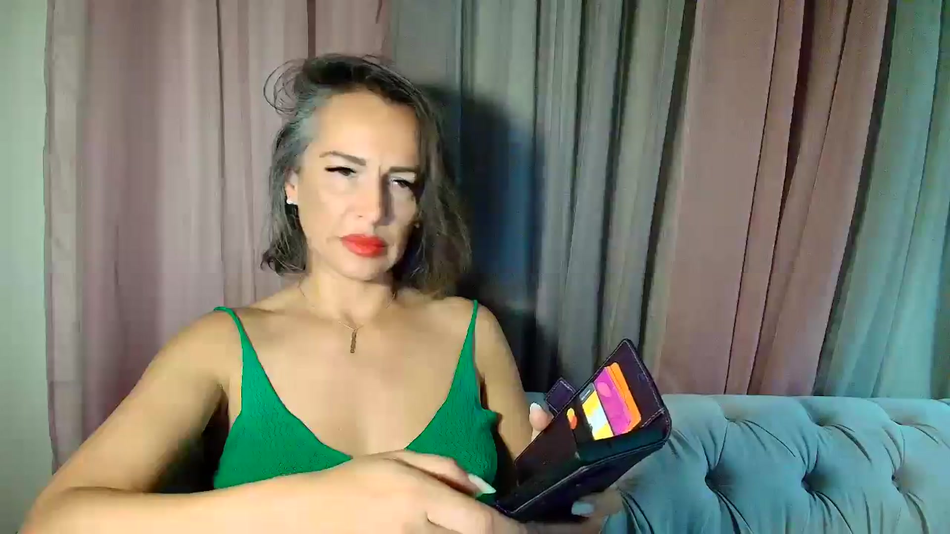 Gallery image thumbnail from Aarte_miss's myfreecams stream on, 09/07/2025, 24:01 image 3 of 20
