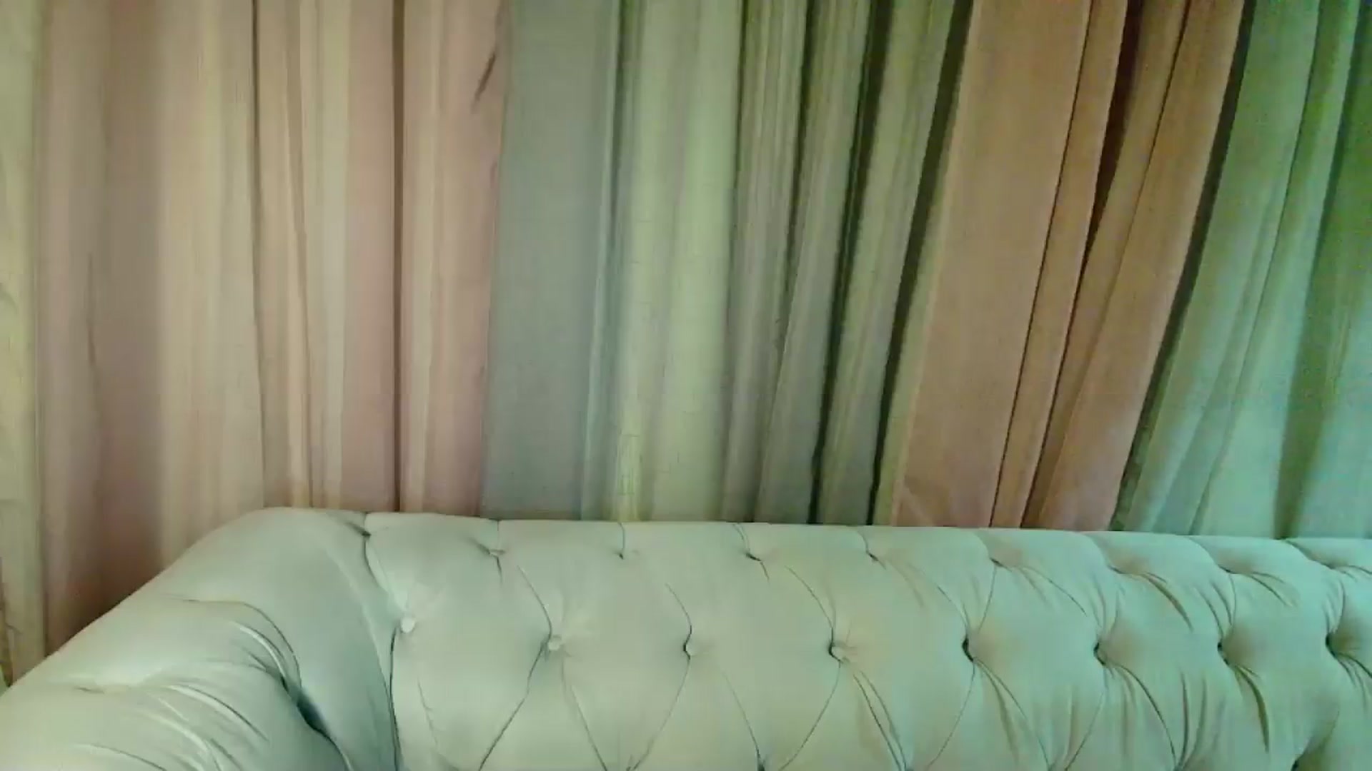 Gallery image thumbnail from Aarte_miss's myfreecams stream on, 09/11/2025, 23:33 image 2 of 20
