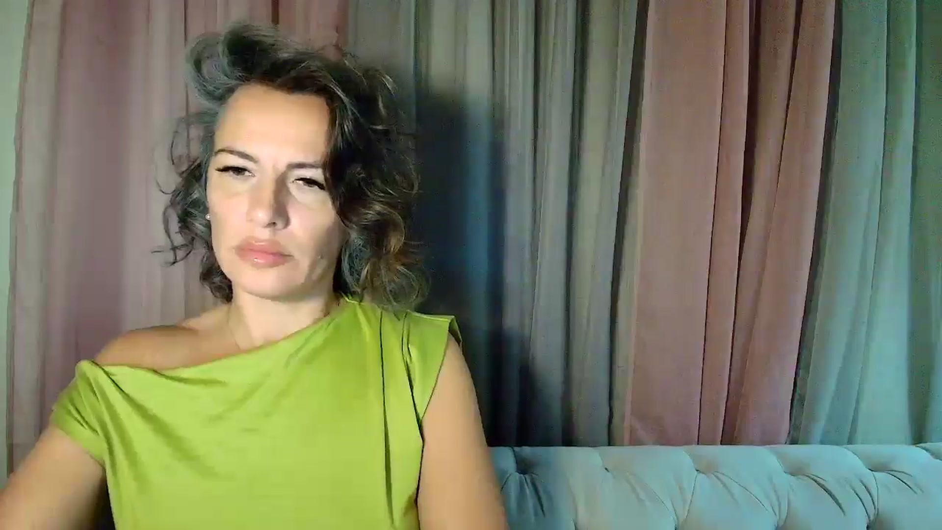 Gallery image thumbnail from Aarte_miss's myfreecams stream on, 09/14/2025, 01:10 image 6 of 20