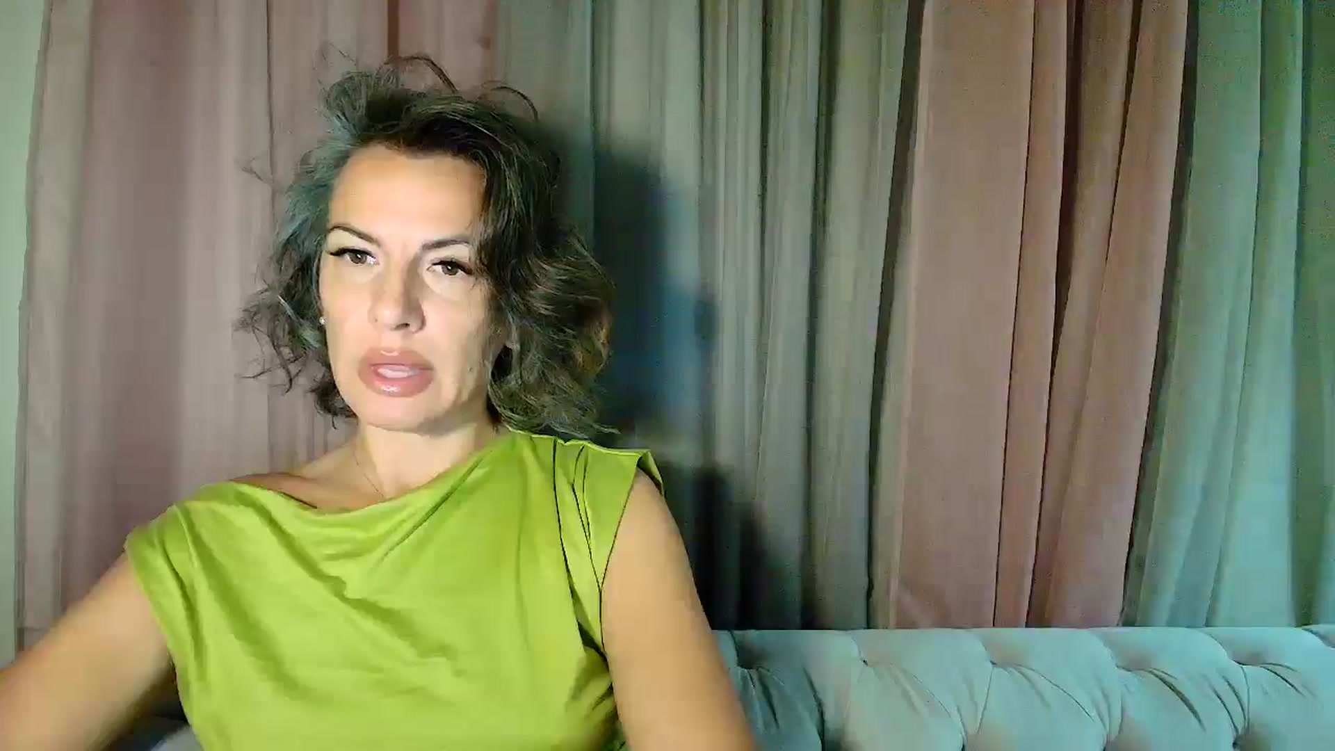 Gallery image thumbnail from Aarte_miss's myfreecams stream on, 09/14/2025, 01:10 image 20 of 20
