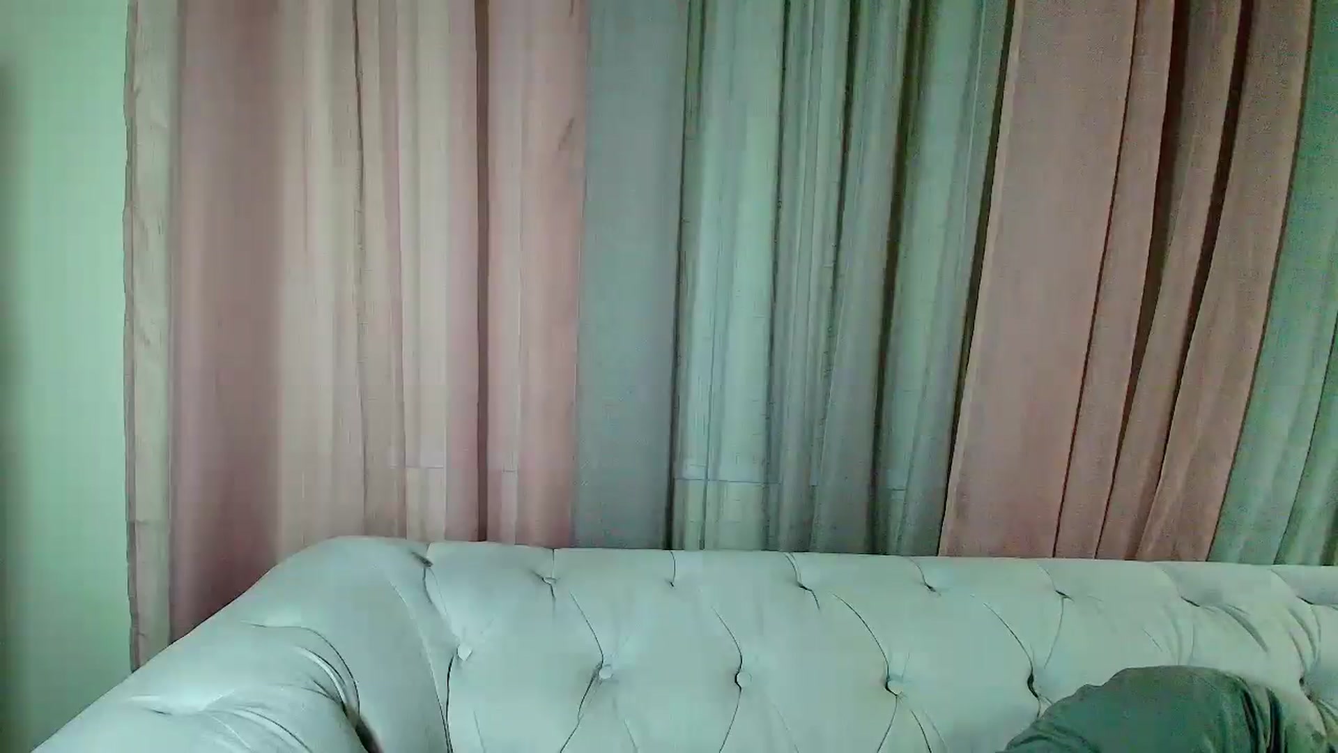 Gallery image thumbnail from Aarte_miss's myfreecams stream on, 09/26/2025, 22:14 image 11 of 20