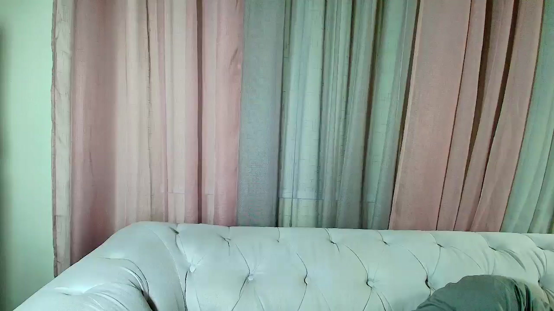 Gallery image thumbnail from Aarte_miss's myfreecams stream on, 09/26/2025, 22:14 image 12 of 20