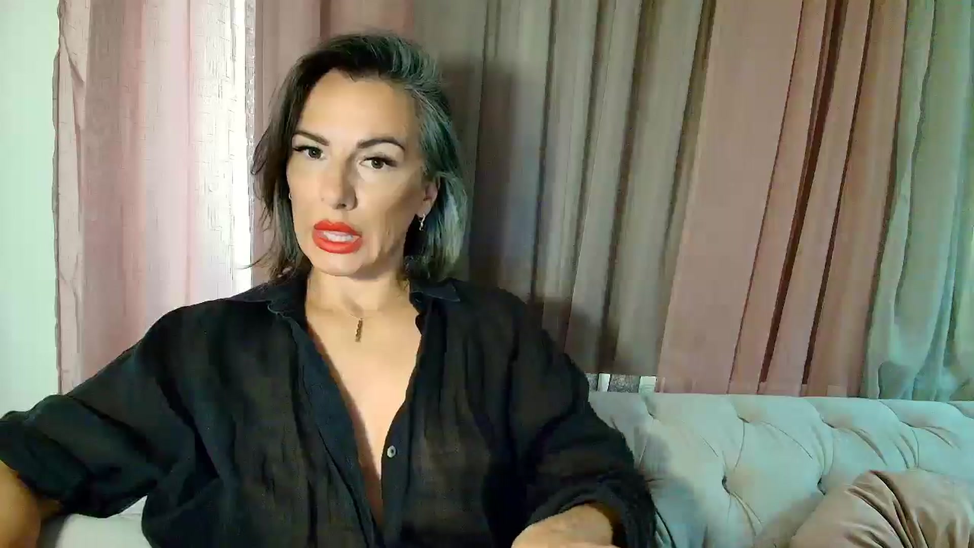 Gallery image thumbnail from Aarte_miss's myfreecams stream on, 10/11/2025, 13:08 image 18 of 20