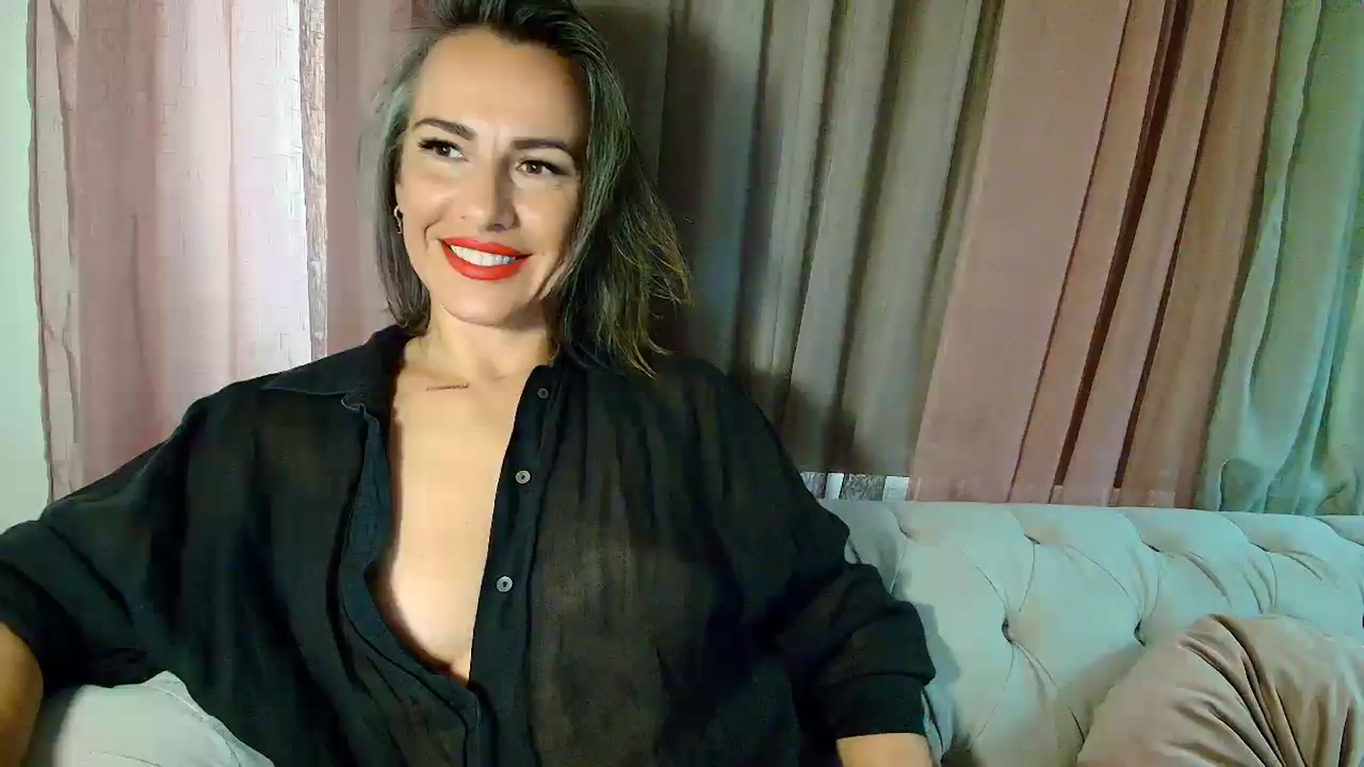 Gallery image thumbnail from Aarte_miss's myfreecams stream on, 10/11/2025, 13:08 image 7 of 20