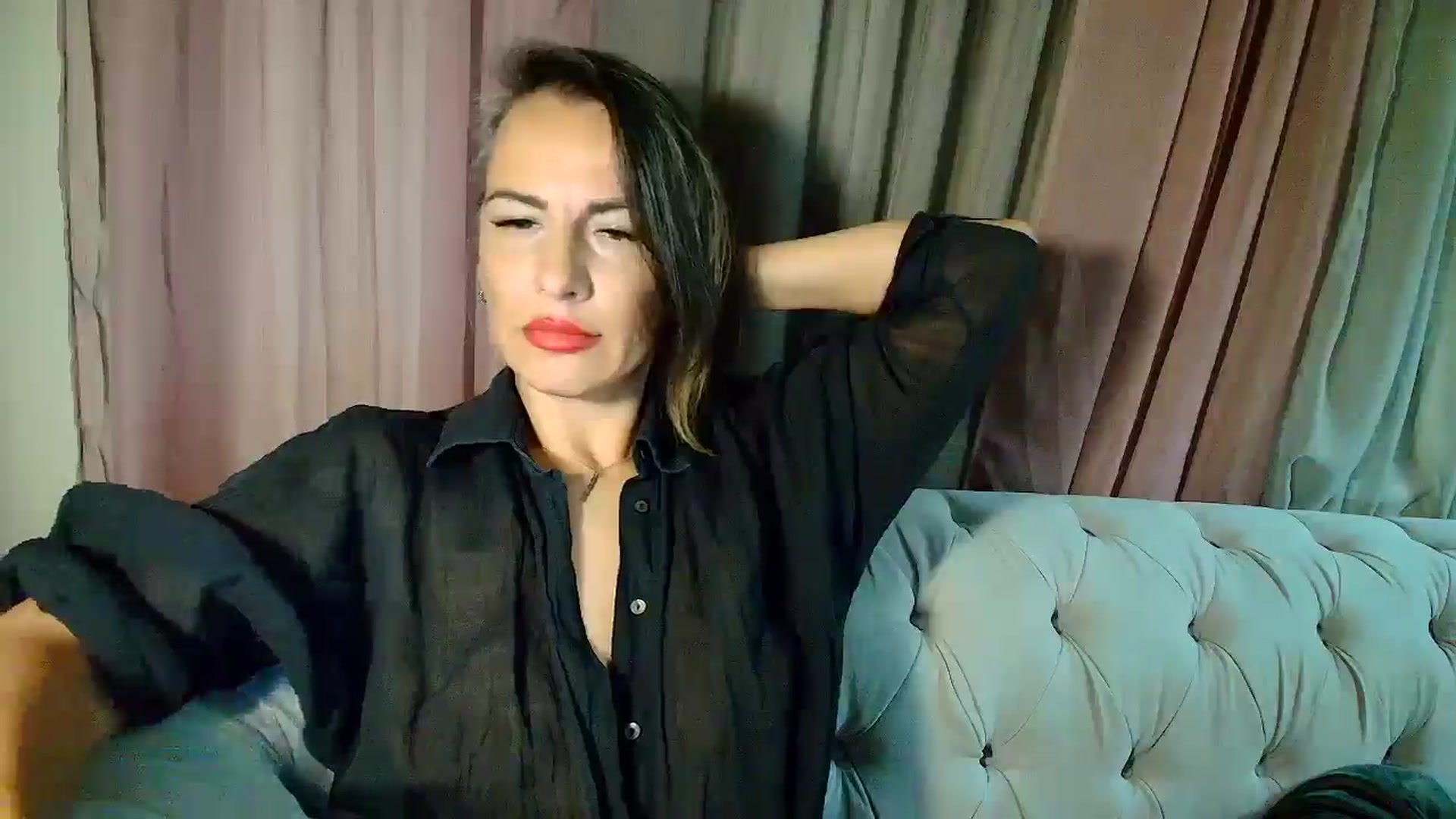 Gallery image thumbnail from Aarte_miss's myfreecams stream on, 10/11/2025, 22:34 image 19 of 20