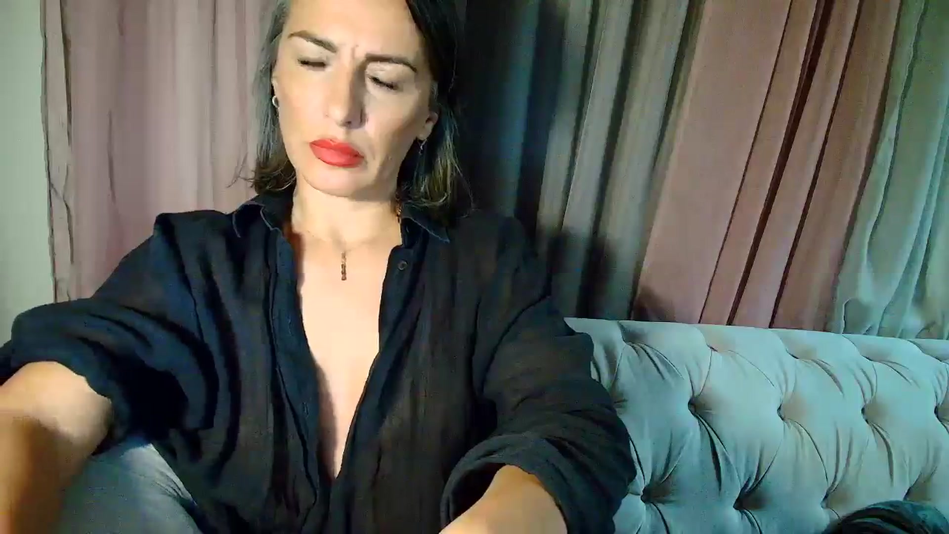 Gallery image thumbnail from Aarte_miss's myfreecams stream on, 10/11/2025, 22:34 image 16 of 20