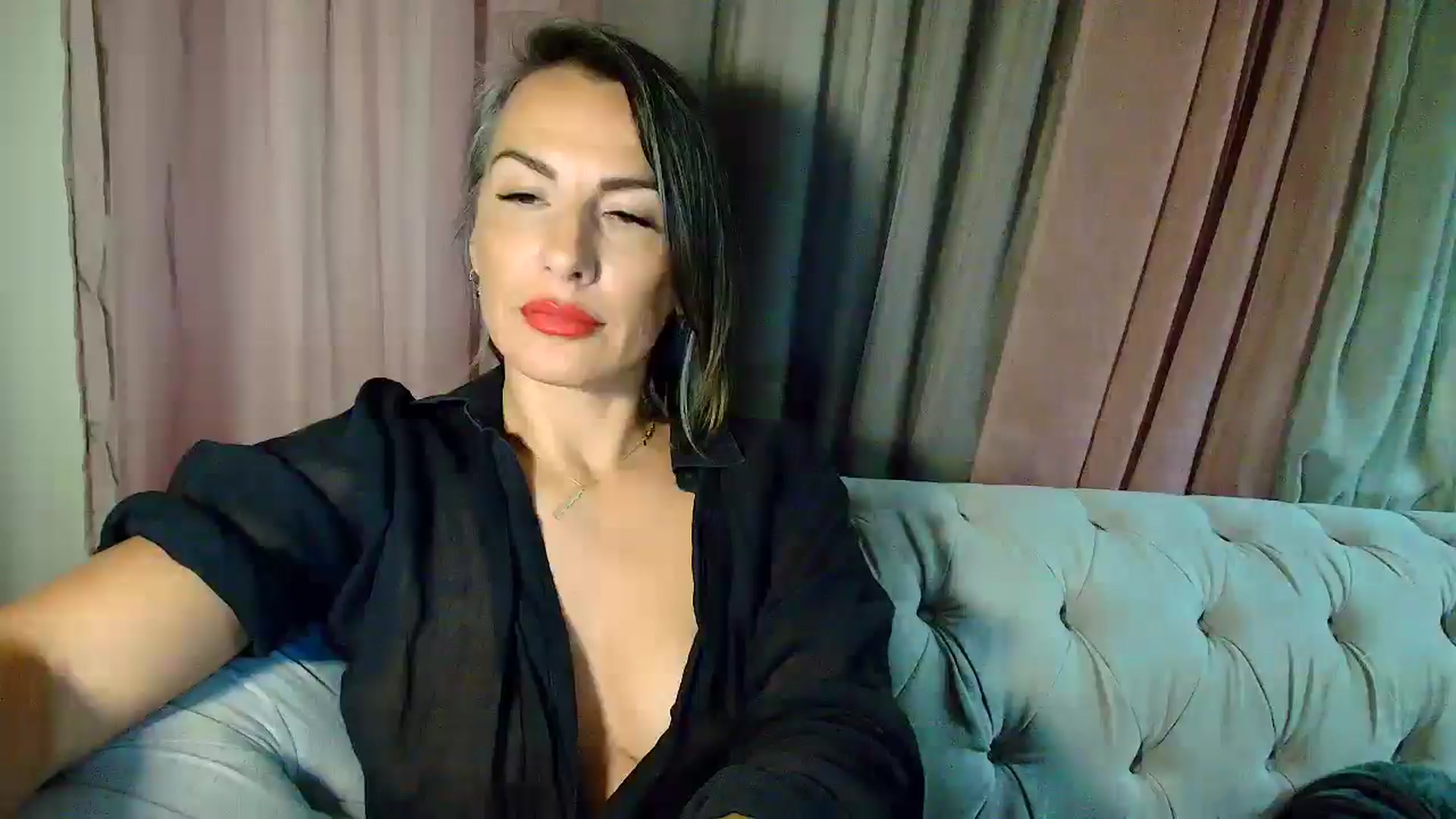 Gallery image thumbnail from Aarte_miss's myfreecams stream on, 10/11/2025, 22:34 image 15 of 20