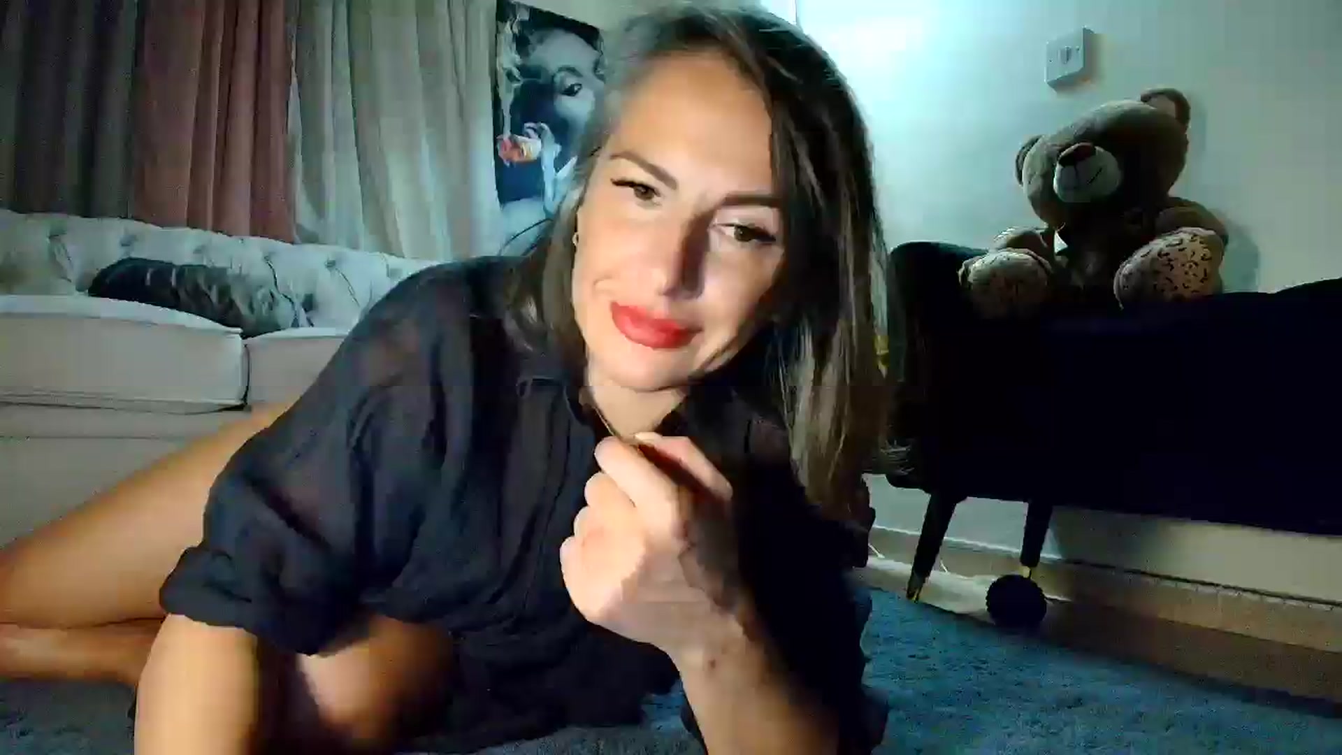 Gallery image thumbnail from Aarte_miss's myfreecams stream on, 10/12/2025, 24:00 image 14 of 20
