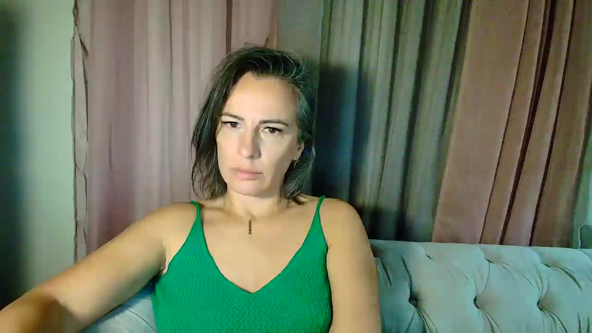 Gallery image thumbnail from Aarte_miss's myfreecams stream on, 10/13/2025, 01:51 image 5 of 20