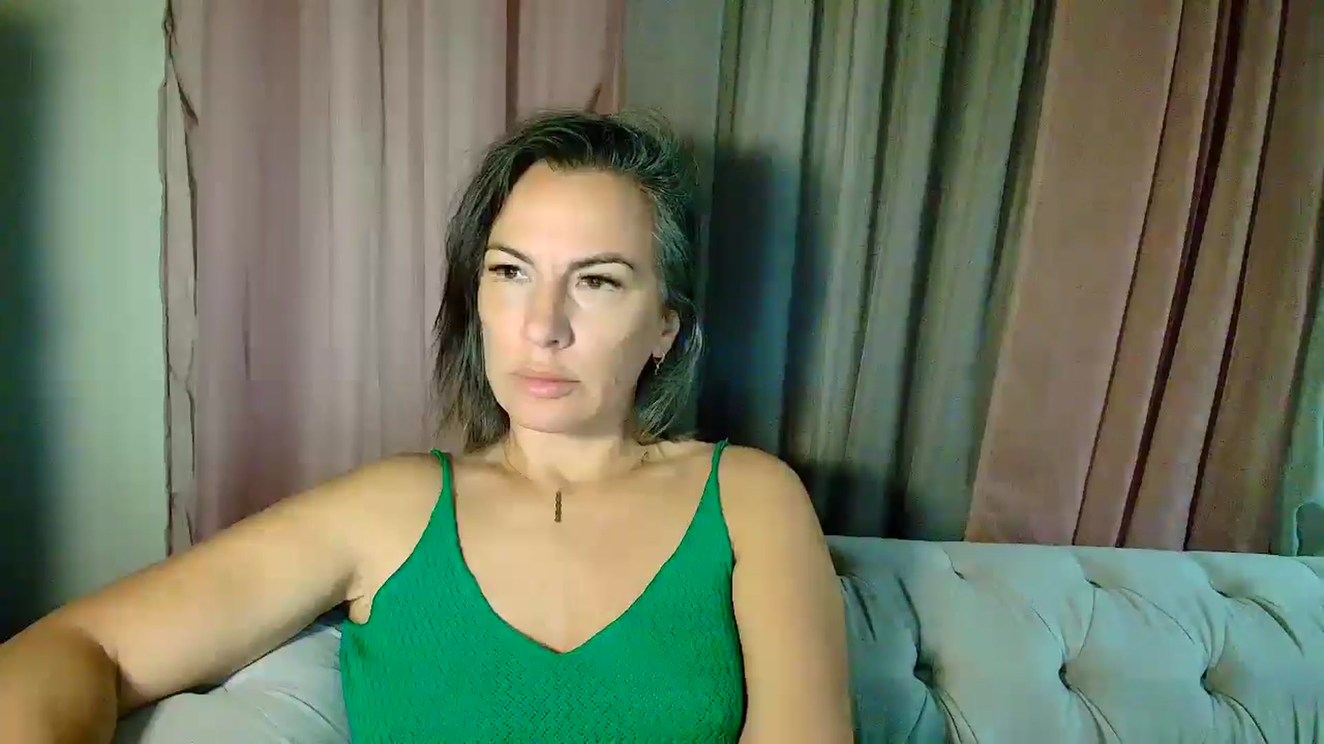 Gallery image thumbnail from Aarte_miss's myfreecams stream on, 10/13/2025, 01:51 image 7 of 20