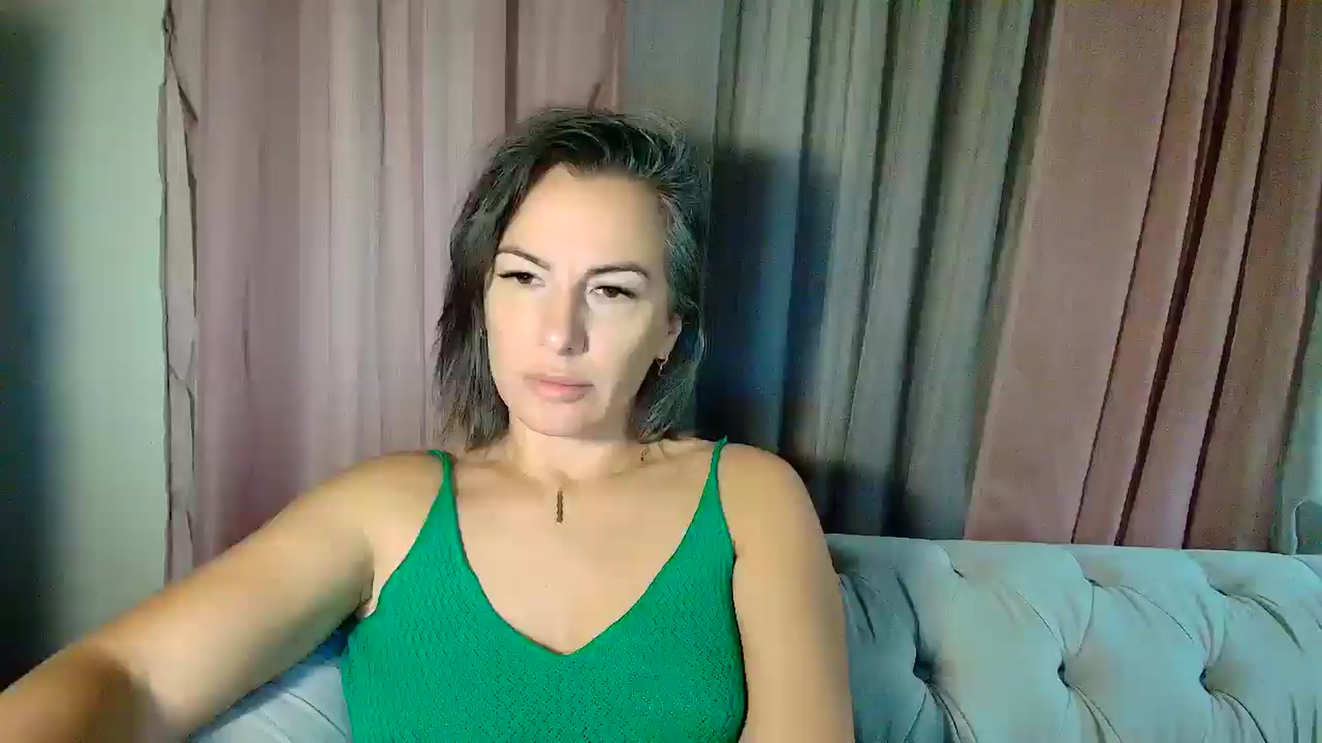Gallery image thumbnail from Aarte_miss's myfreecams stream on, 10/13/2025, 01:51 image 9 of 20