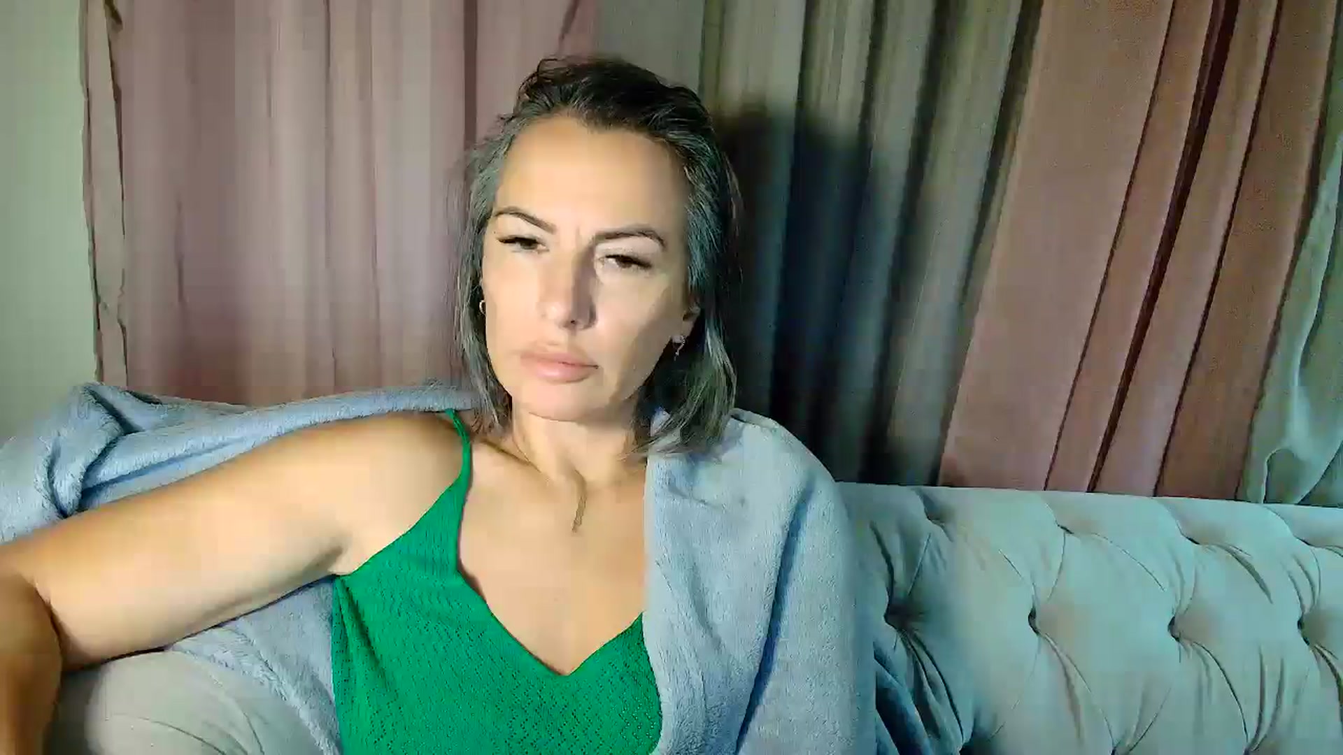 Gallery image thumbnail from Aarte_miss's myfreecams stream on, 10/13/2025, 03:10 image 18 of 20