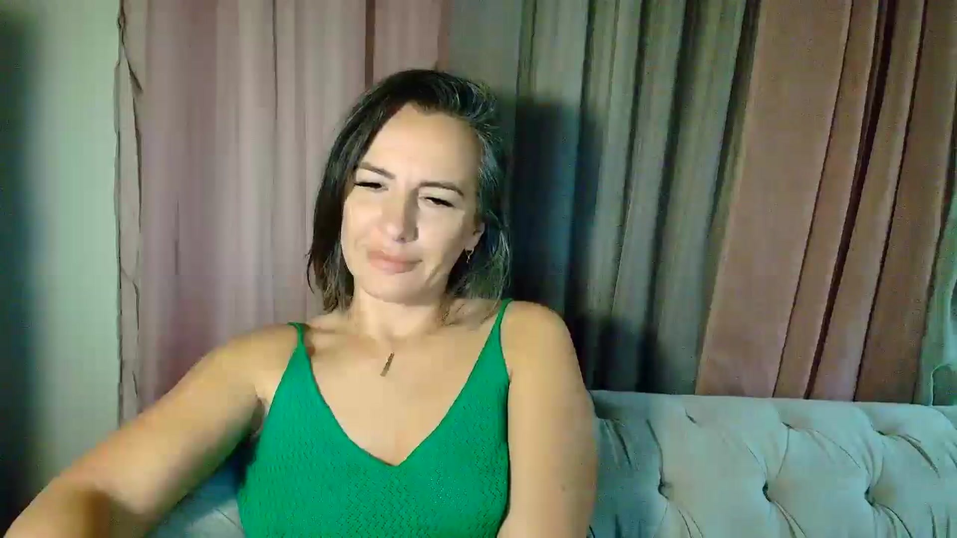 Gallery image thumbnail from Aarte_miss's myfreecams stream on, 10/13/2025, 03:10 image 3 of 20
