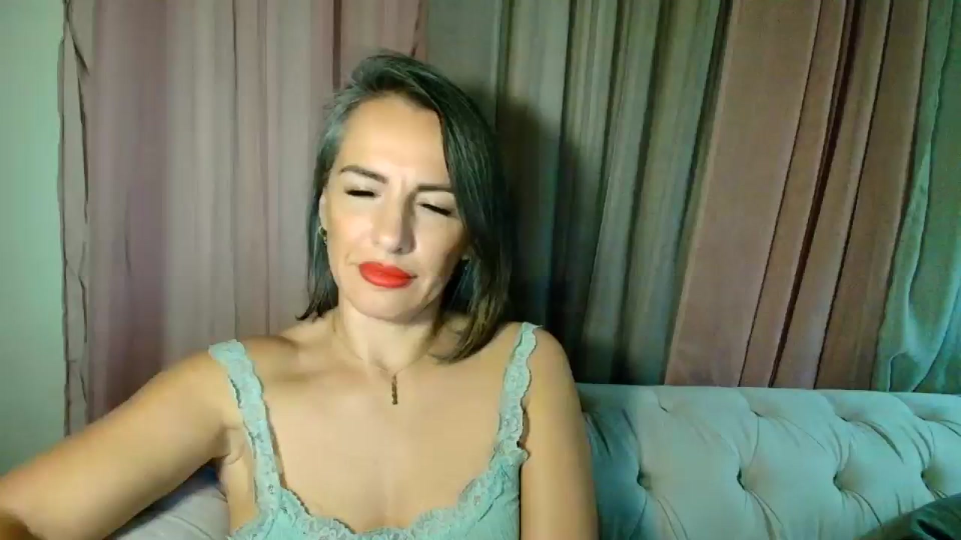 Gallery image thumbnail from Aarte_miss's myfreecams stream on, 10/14/2025, 24:40 image 1 of 20