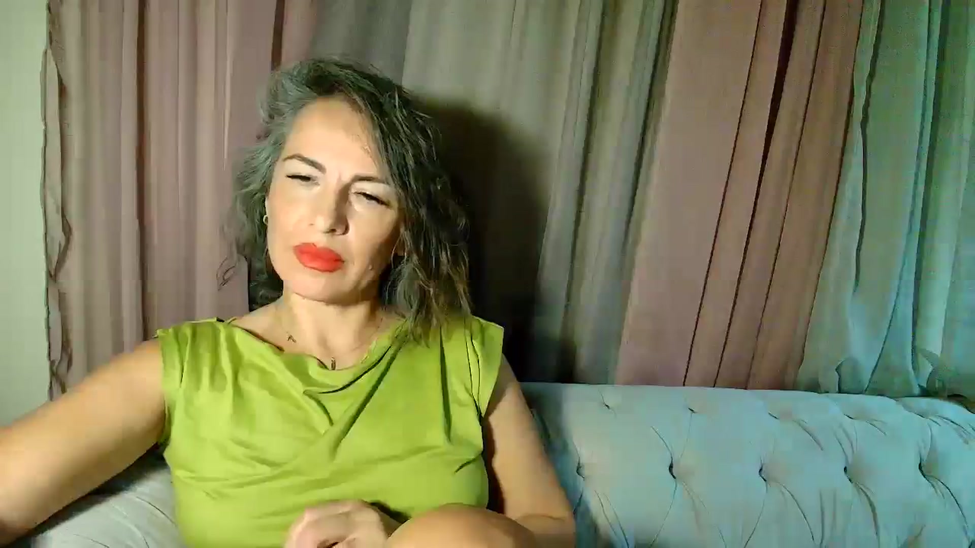 Gallery image thumbnail from Aarte_miss's myfreecams stream on, 10/18/2025, 01:08 image 8 of 20