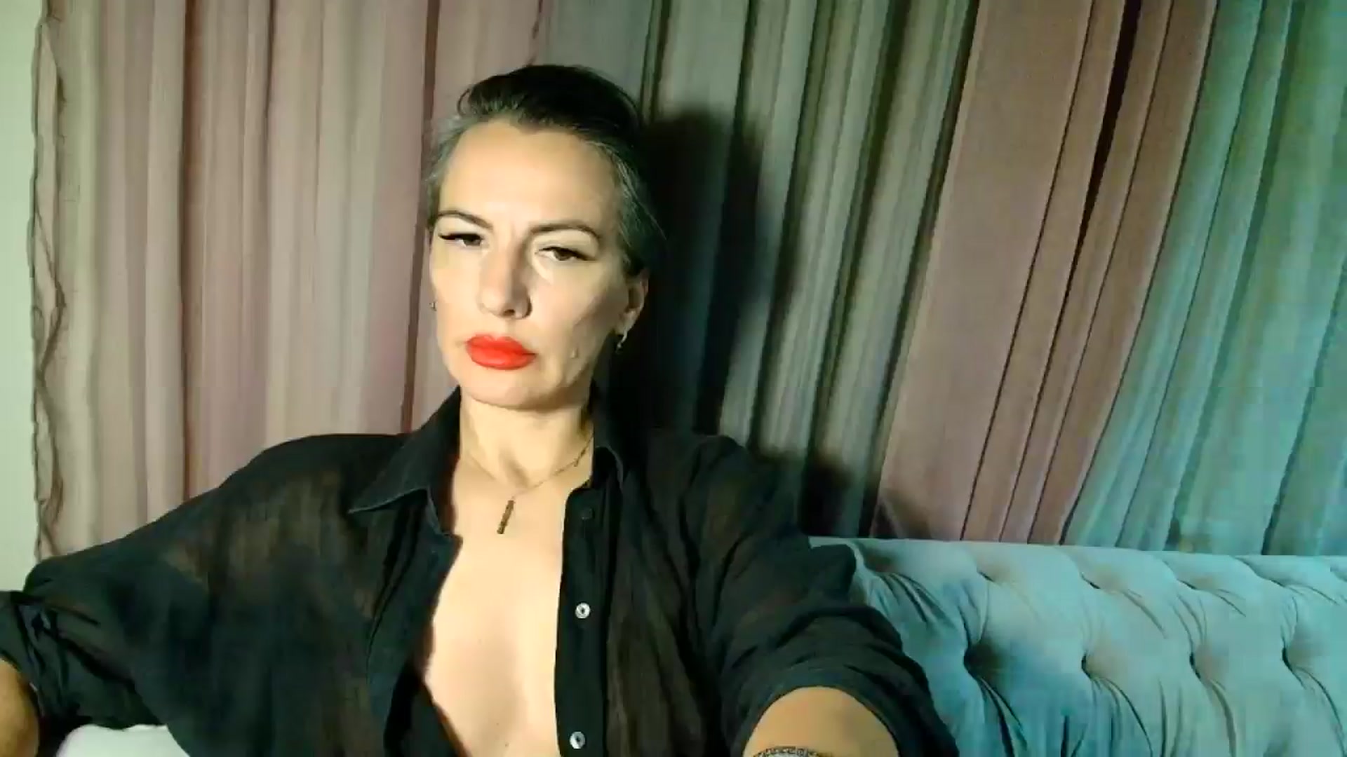 Gallery image thumbnail from Aarte_miss's myfreecams stream on, 11/02/2025, 23:38 image 3 of 20