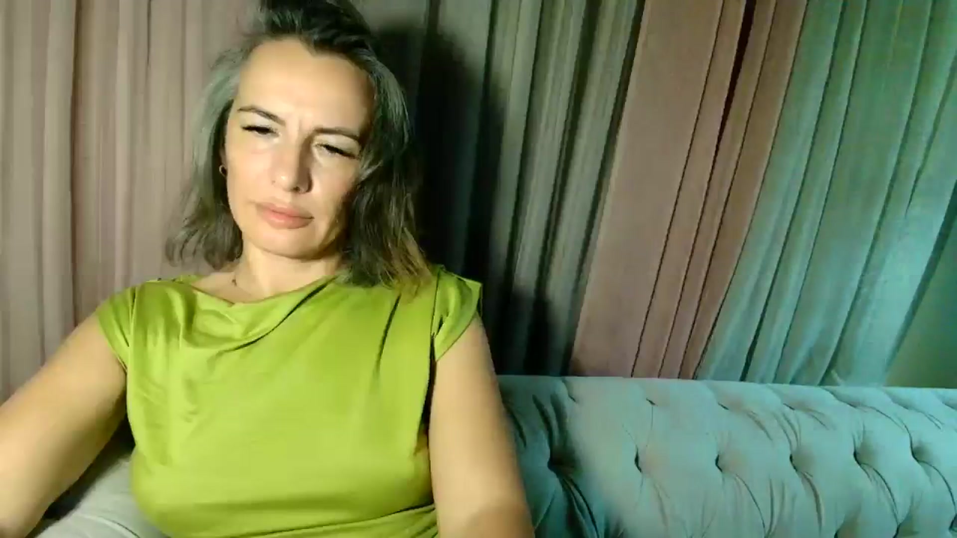 Gallery image thumbnail from Aarte_miss's myfreecams stream on, 11/06/2025, 24:00 image 11 of 20