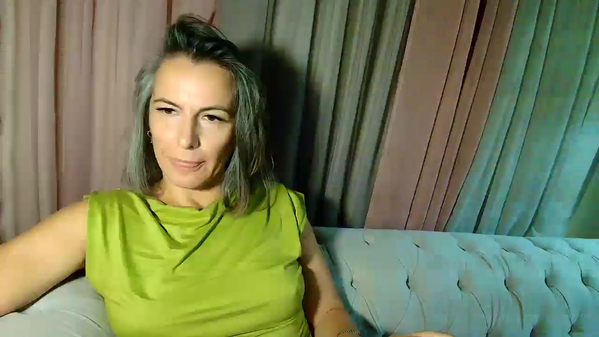 Gallery image thumbnail from Aarte_miss's myfreecams stream on, 11/06/2025, 02:35 image 10 of 20