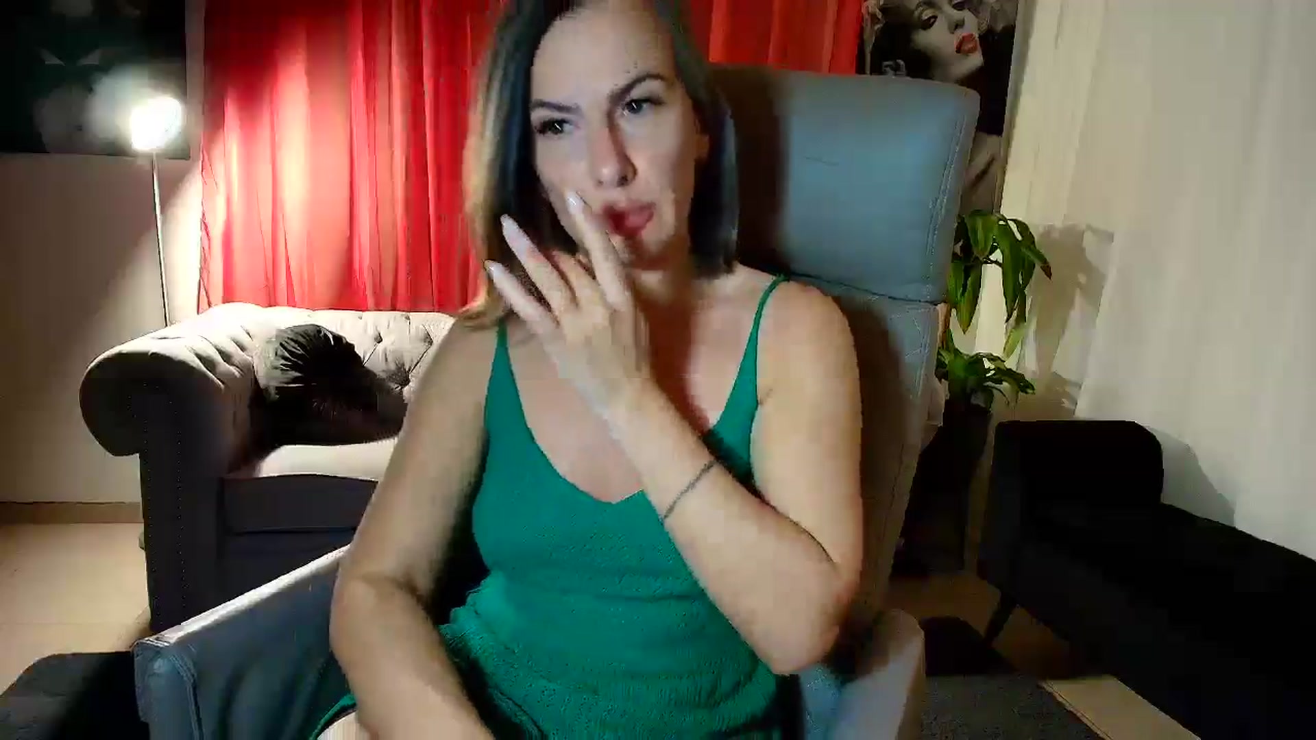 Gallery image thumbnail from Aarte_miss's myfreecams stream on, 11/08/2025, 20:43 image 3 of 20