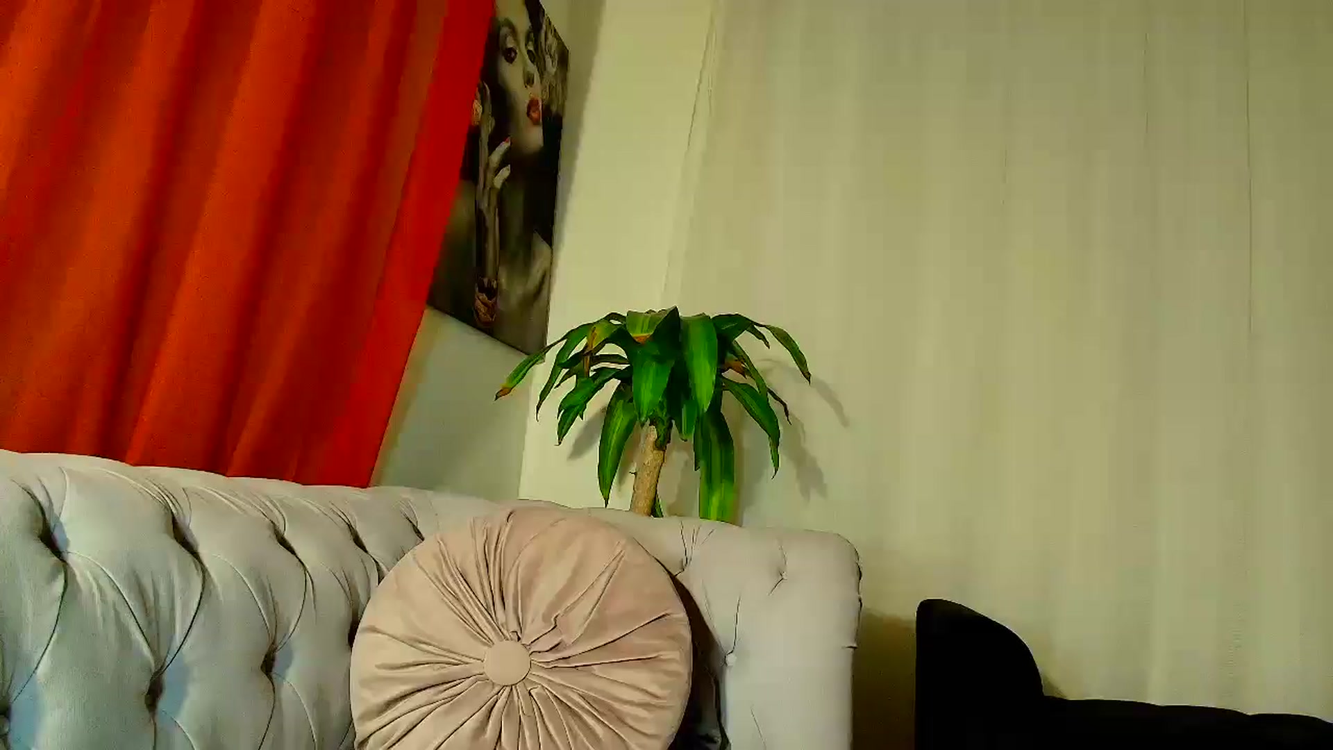Gallery image thumbnail from Aarte_miss's myfreecams stream on, 11/13/2025, 03:12 image 1 of 20