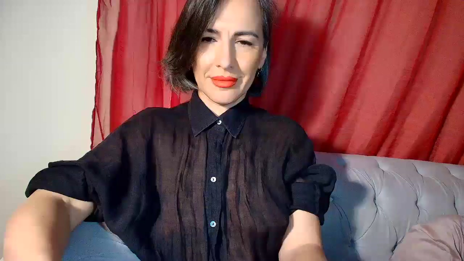 Gallery image thumbnail from Aarte_miss's myfreecams stream on, 12/22/2025, 03:45 image 14 of 20