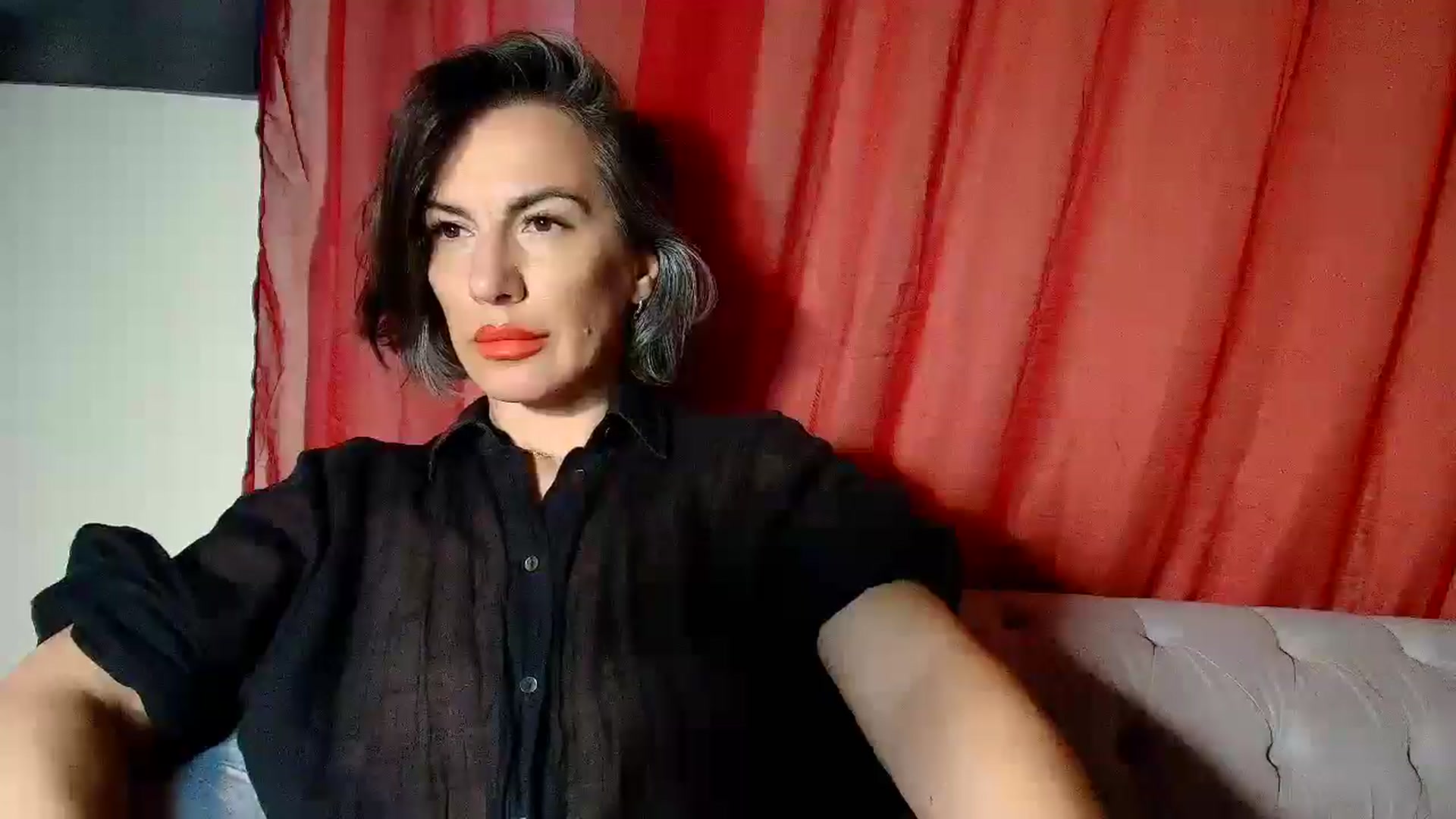 Gallery image thumbnail from Aarte_miss's myfreecams stream on, 12/22/2025, 06:33 image 13 of 20