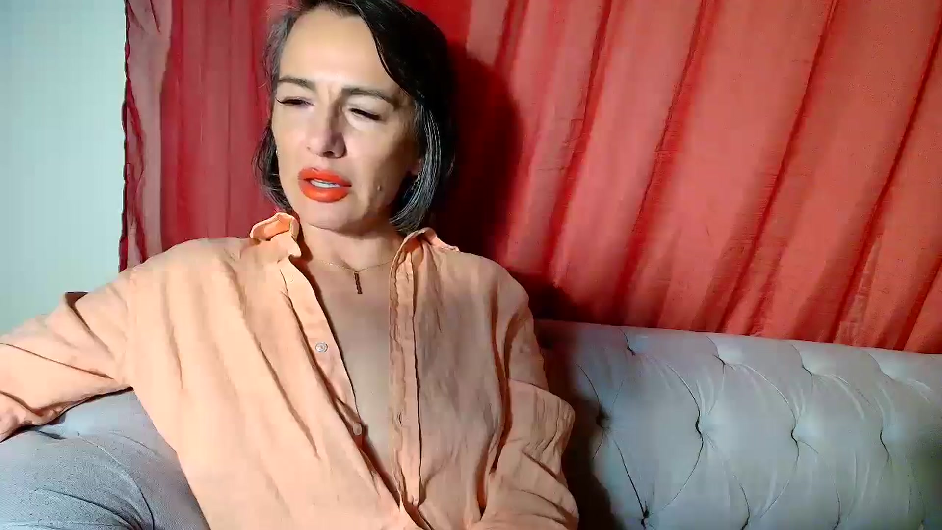 Gallery image thumbnail from Aarte_miss's myfreecams stream on, 12/24/2025, 05:07 image 12 of 20
