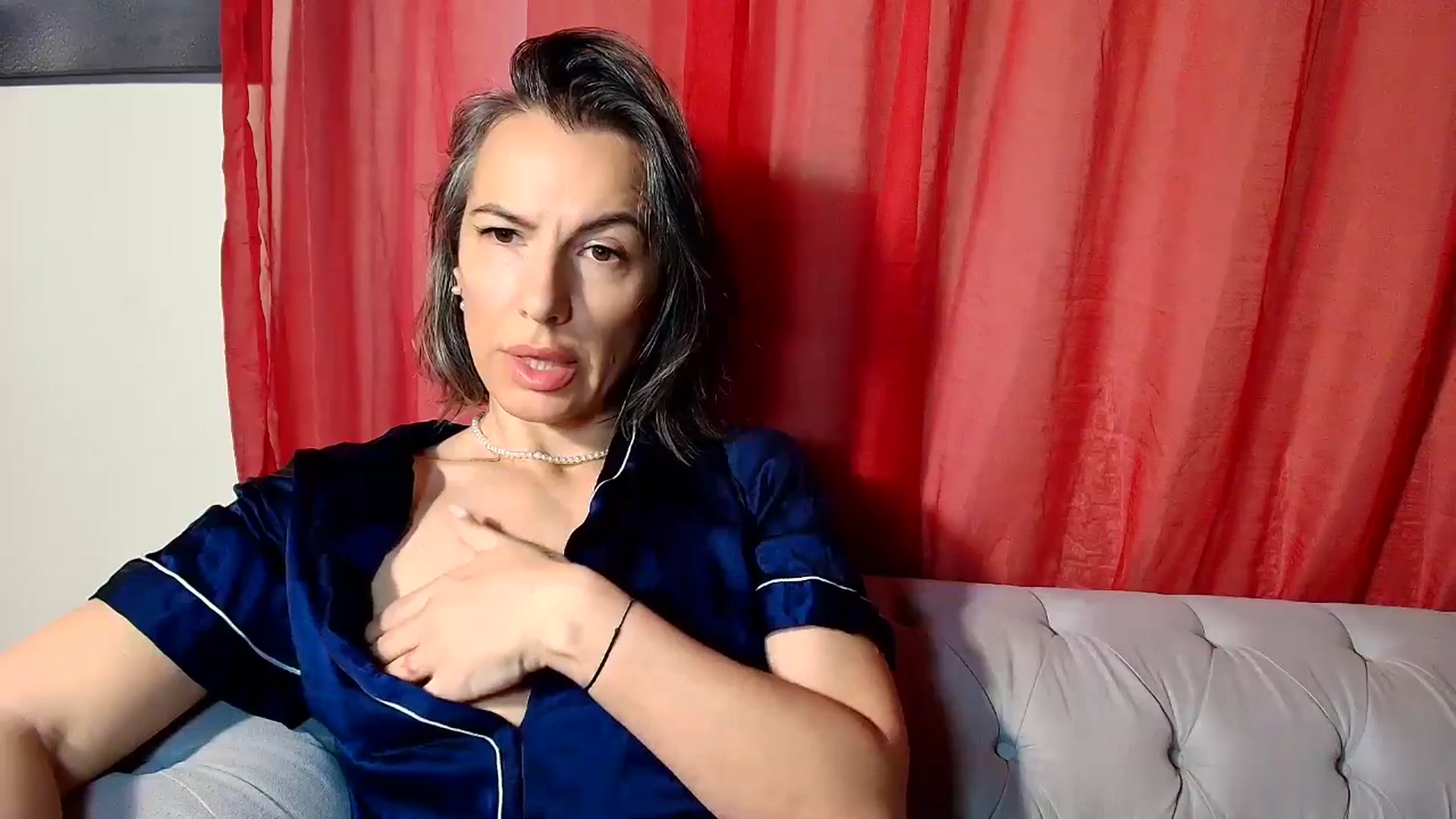 Gallery image thumbnail from Aarte_miss's myfreecams stream on, 03/16/2026, 06:23 image 18 of 20