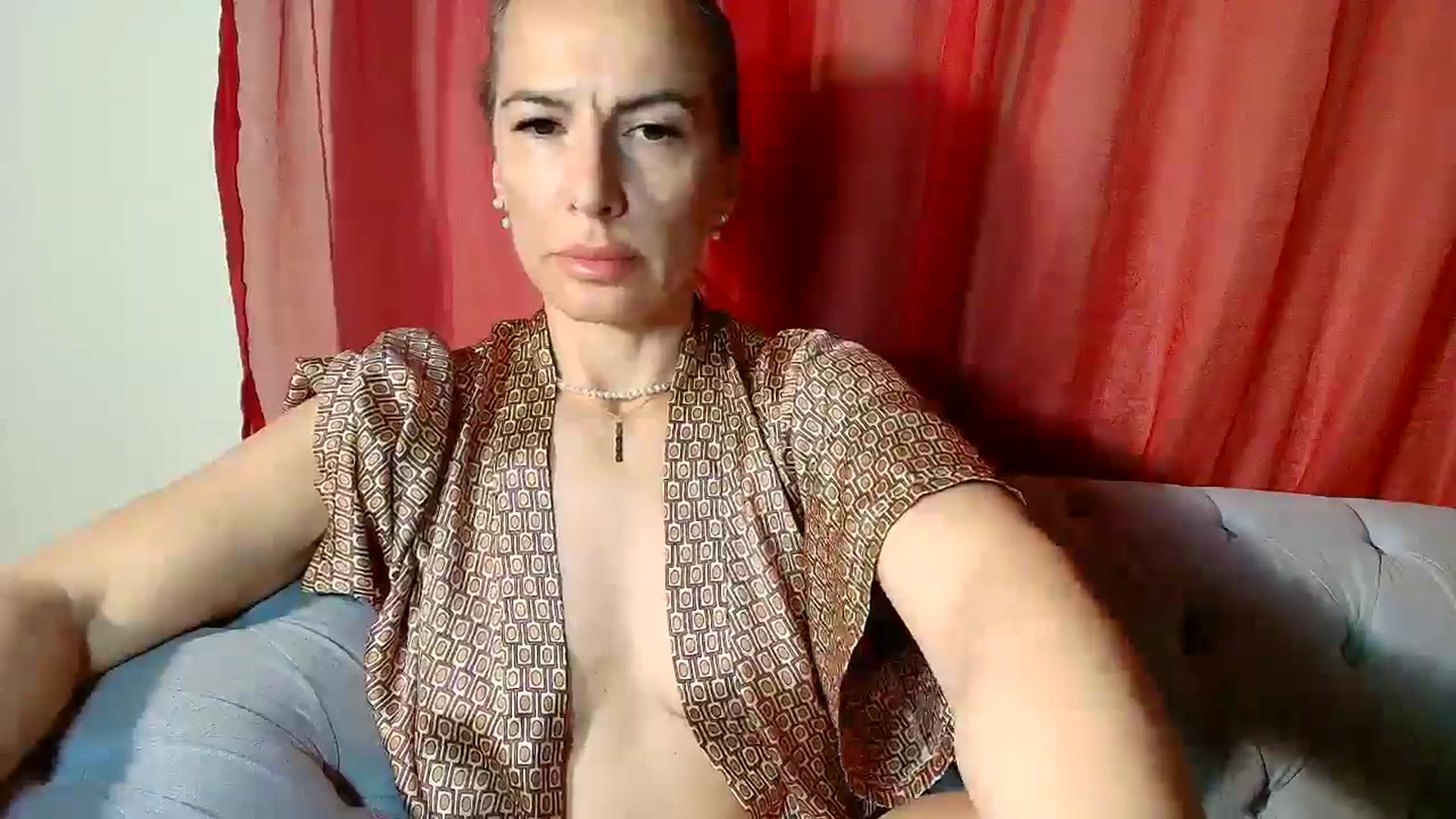 Gallery image thumbnail from Aarte_miss's myfreecams stream on, 03/22/2026, 07:10 image 5 of 20