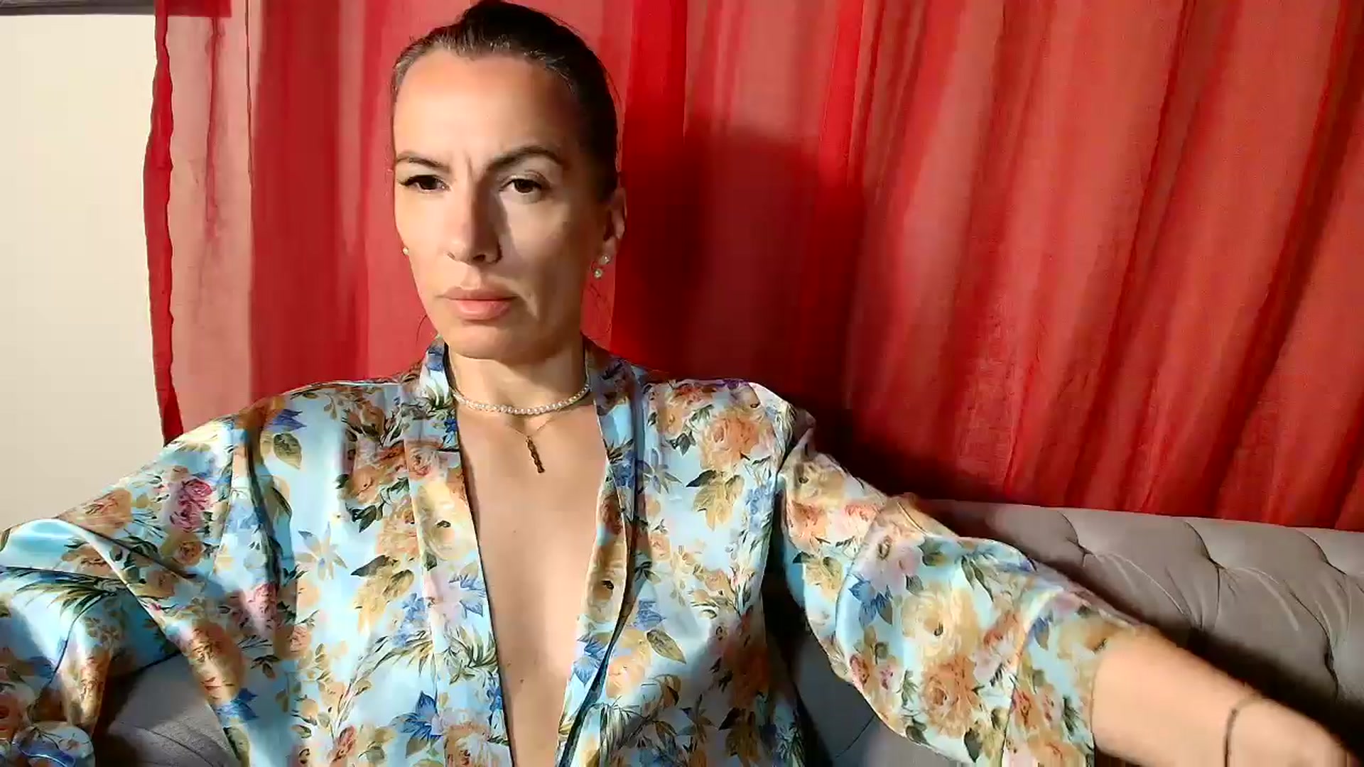 Gallery image thumbnail from Aarte_miss's myfreecams stream on, 03/25/2026, 14:50 image 5 of 20