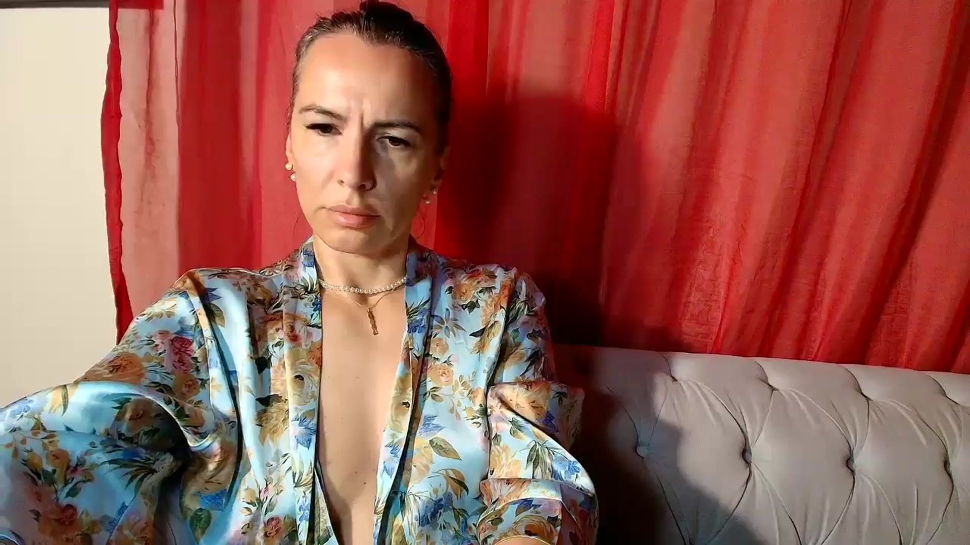 Gallery image thumbnail from Aarte_miss's myfreecams stream on, 03/25/2026, 14:50 image 12 of 20