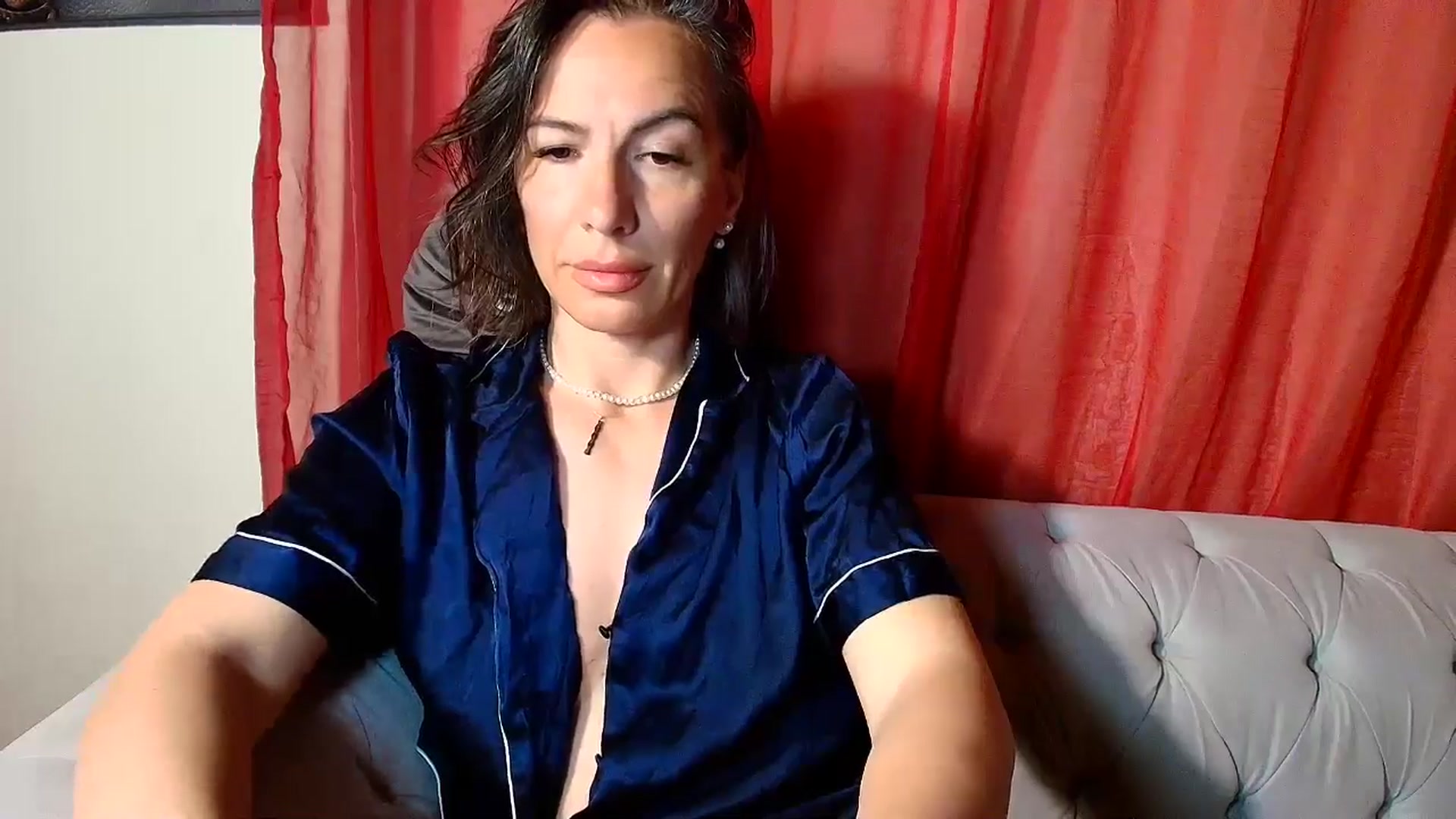 Gallery image thumbnail from Aarte_miss's myfreecams stream on, 03/31/2026, 04:27 image 10 of 20