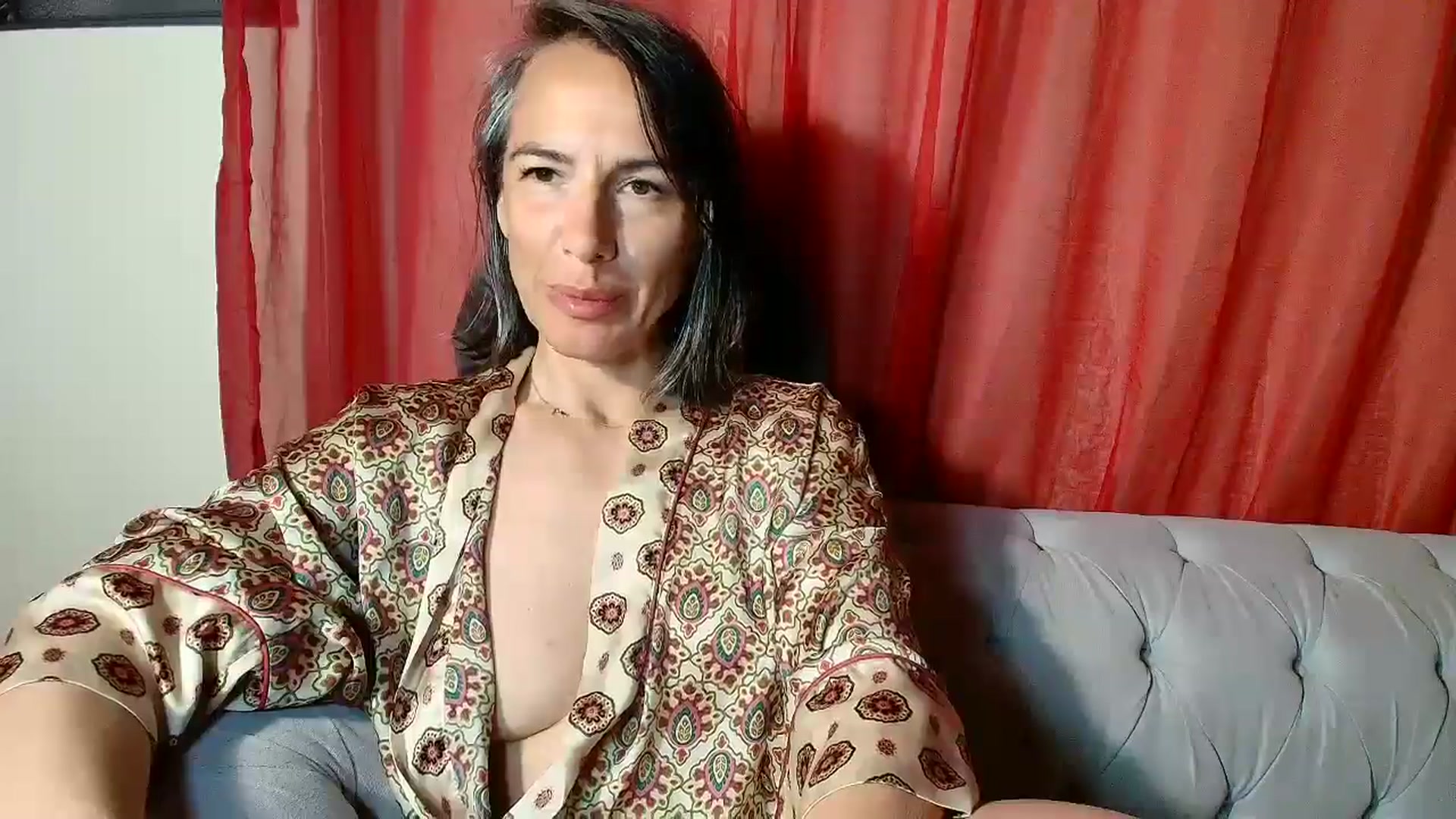 Gallery image thumbnail from Aarte_miss's myfreecams stream on, 04/01/2026, 08:54 image 10 of 20