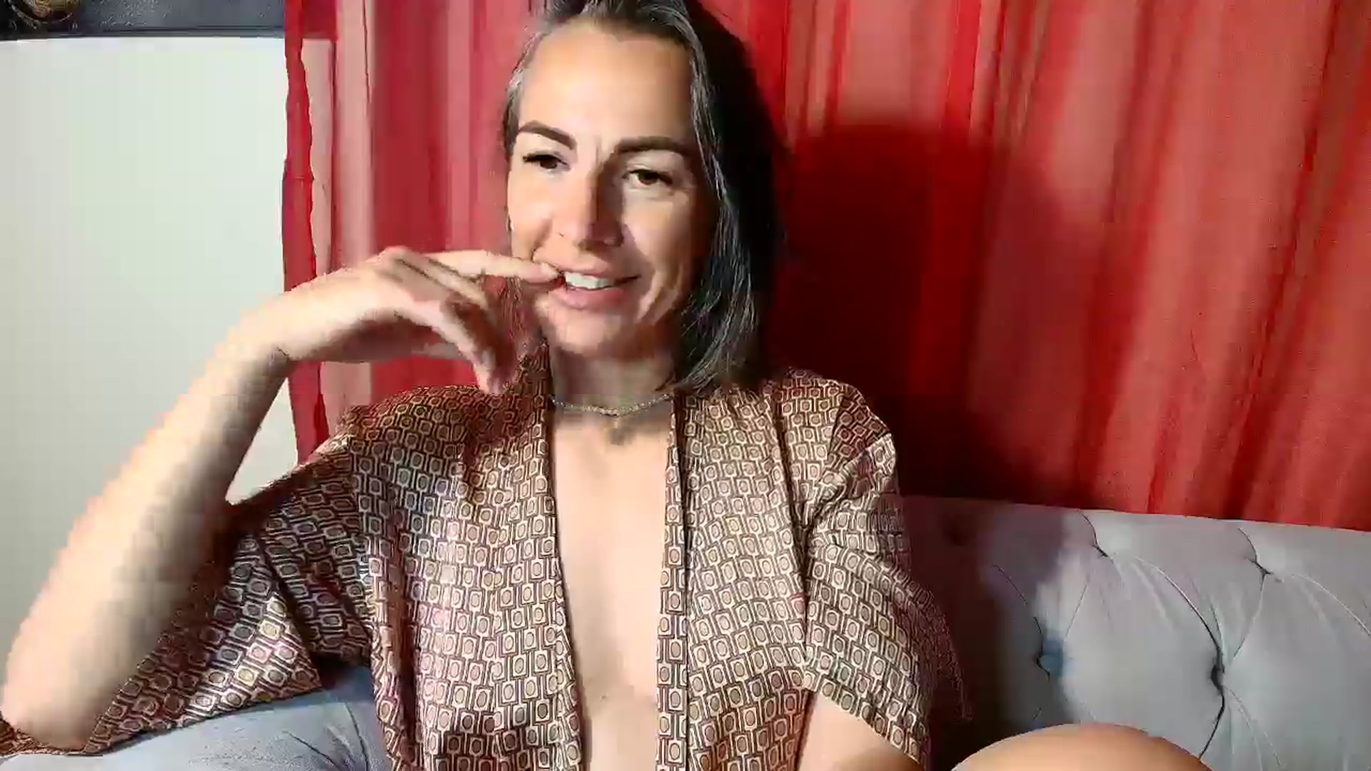 Gallery image thumbnail from Aarte_miss's myfreecams stream on, 04/06/2026, 13:34 image 17 of 20