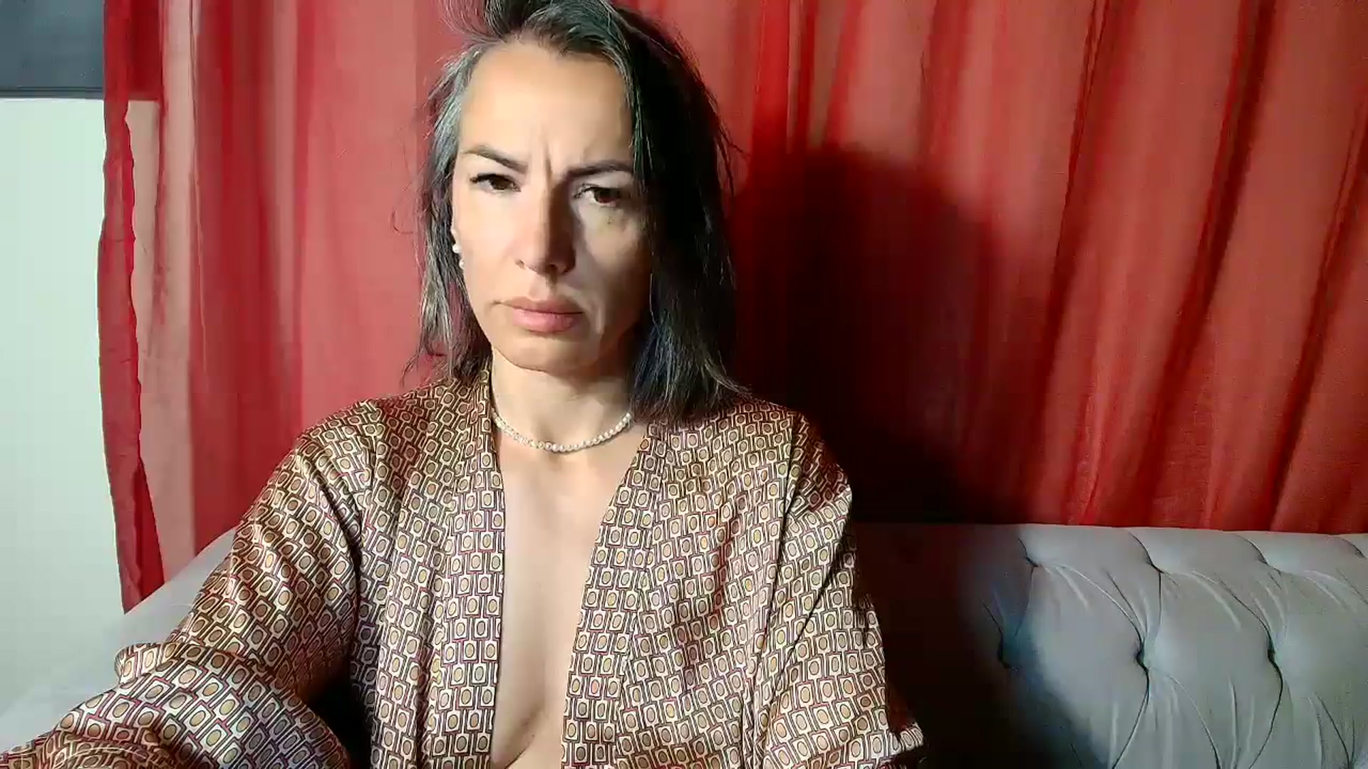 Gallery image thumbnail from Aarte_miss's myfreecams stream on, 04/16/2026, 03:34 image 2 of 20