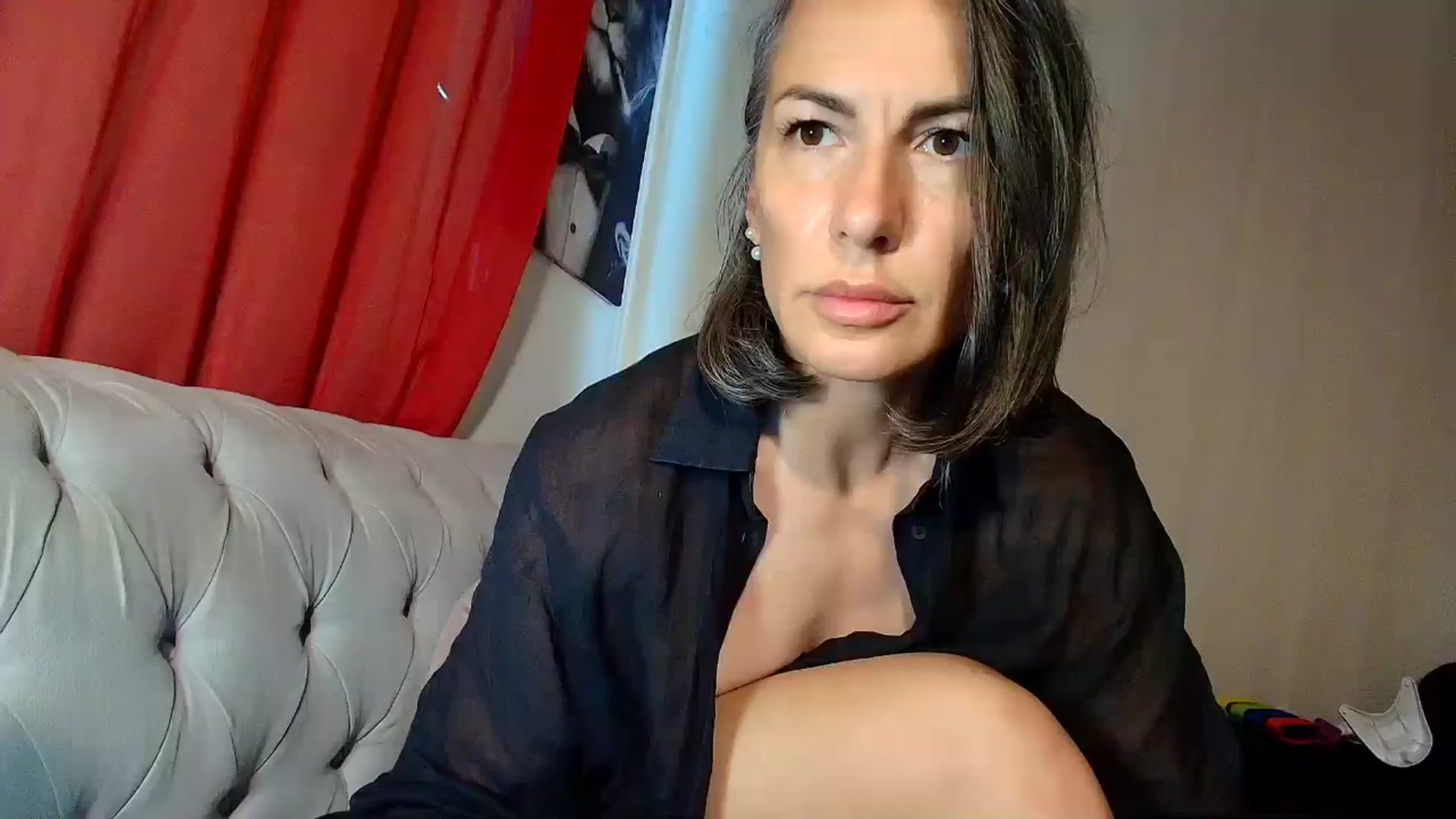 Gallery image thumbnail from Aarte_miss's myfreecams stream on, 04/18/2026, 14:27 image 16 of 20