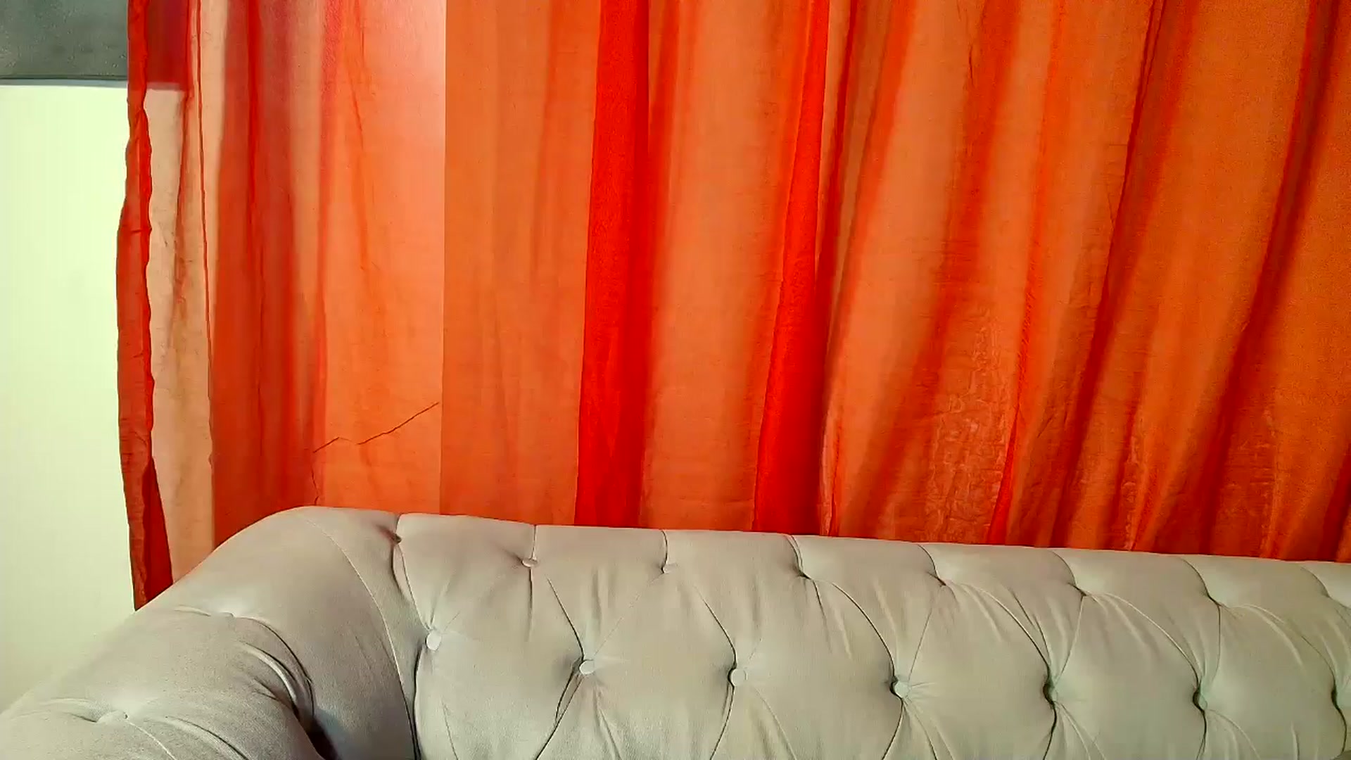 Gallery image thumbnail from Aarte_miss's myfreecams stream on, 04/25/2026, 14:27 image 19 of 20