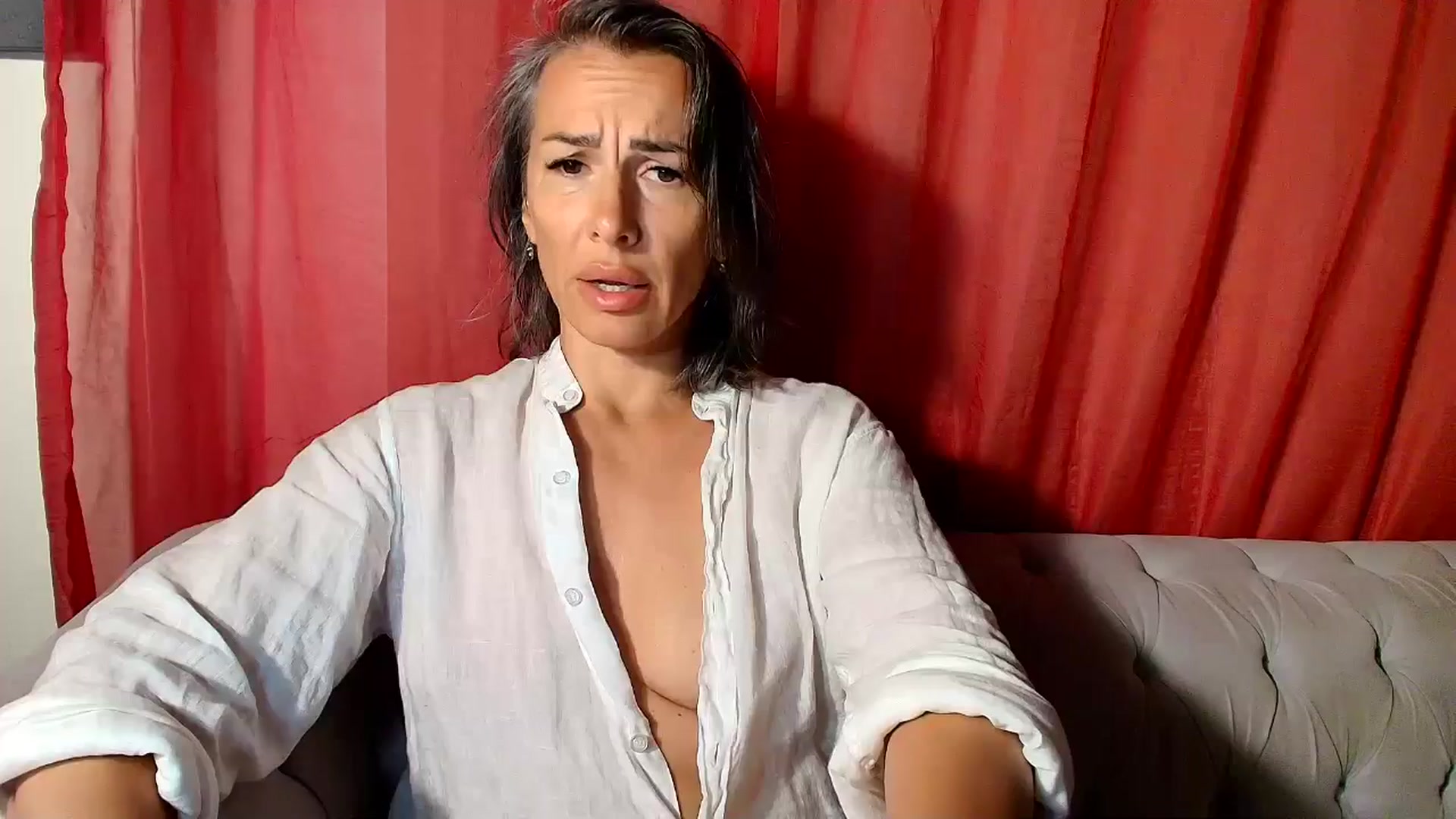 Gallery image thumbnail from Aarte_miss's myfreecams stream on, 04/30/2026, 06:04 image 11 of 20