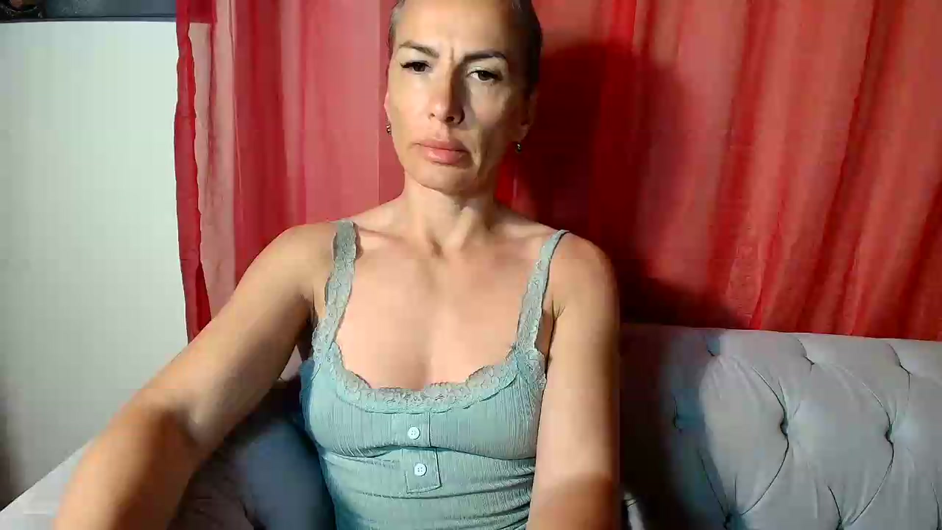 Gallery image thumbnail from Aarte_miss's myfreecams stream on, 05/01/2026, 07:58 image 9 of 20