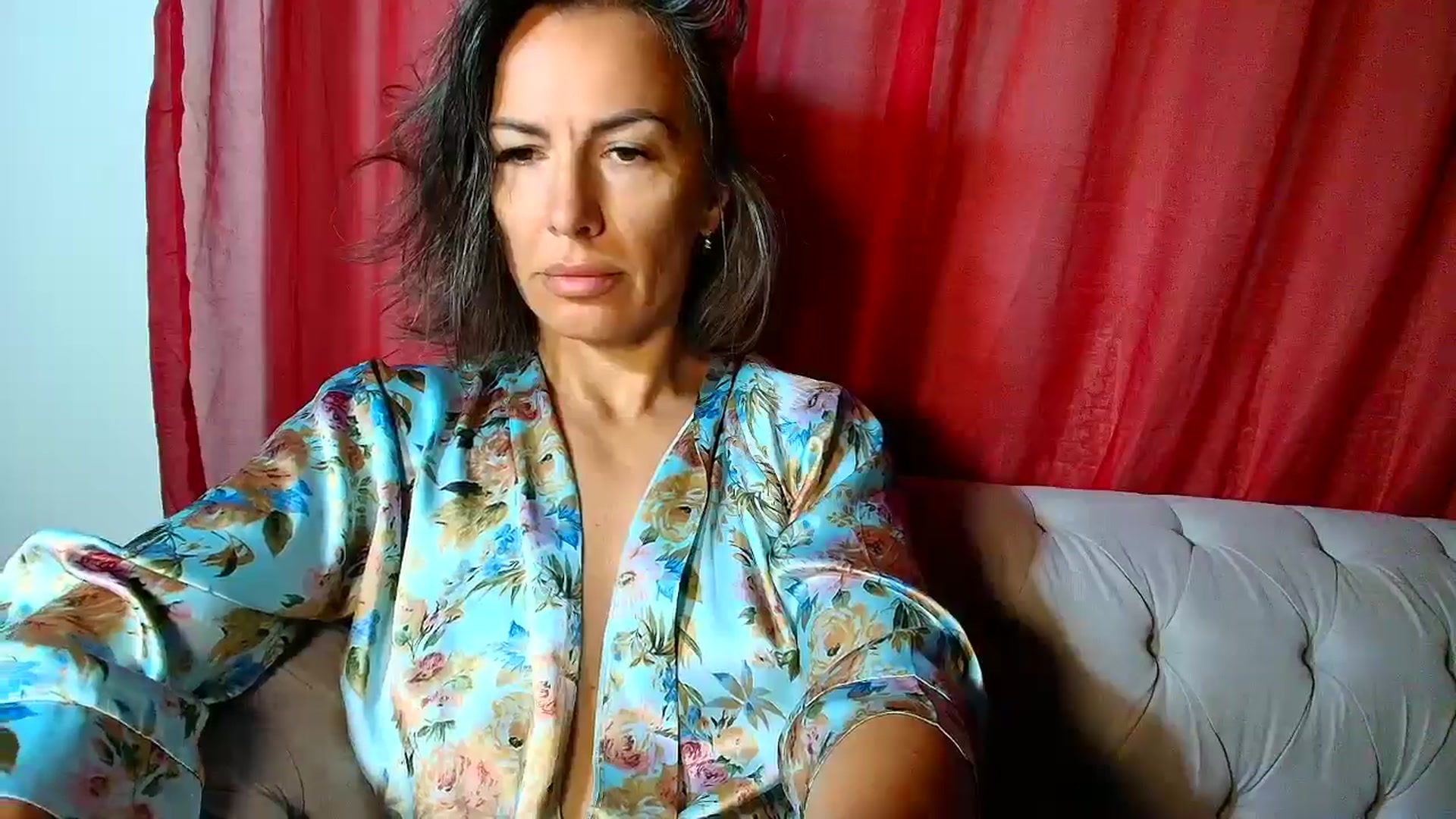 Gallery image thumbnail from Aarte_miss's myfreecams stream on, 05/04/2026, 03:32 image 15 of 20