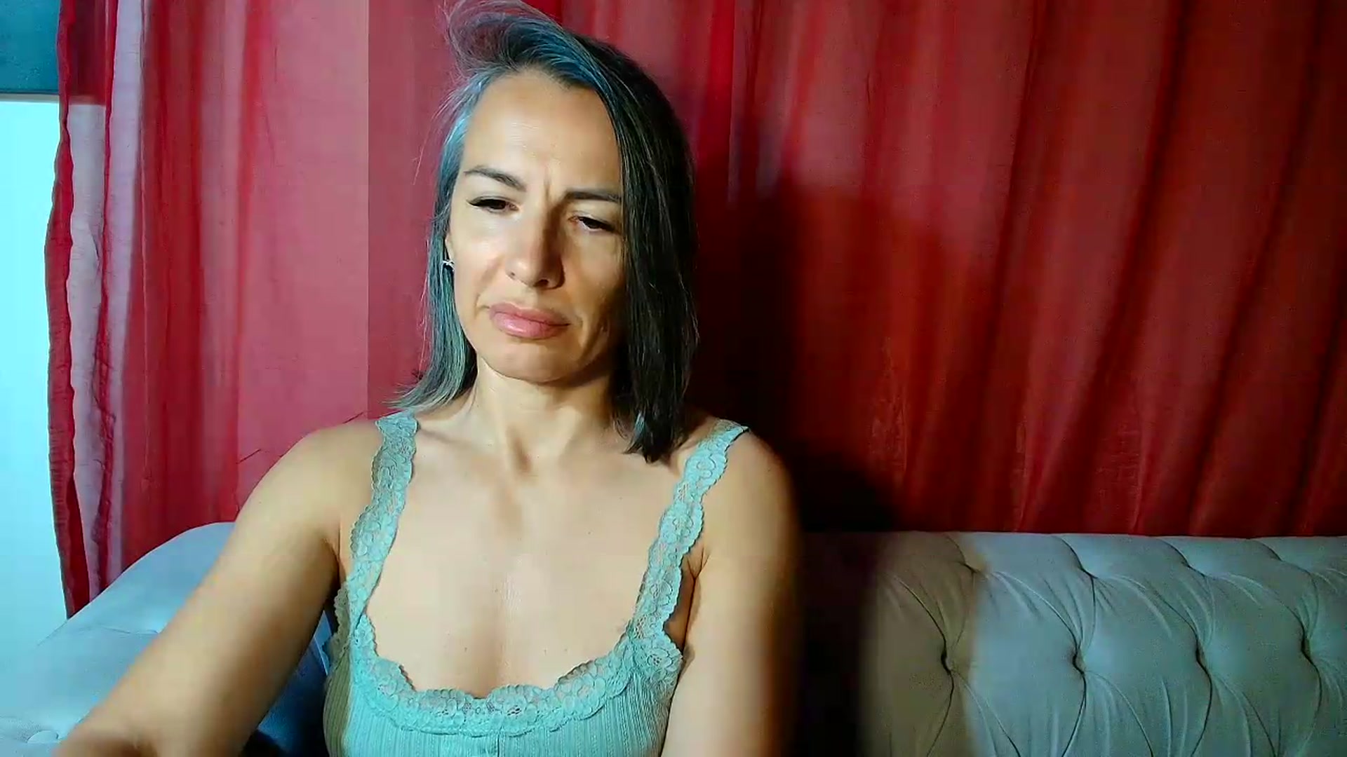 Gallery image thumbnail from Aarte_miss's myfreecams stream on, 05/06/2026, 12:26 image 5 of 20