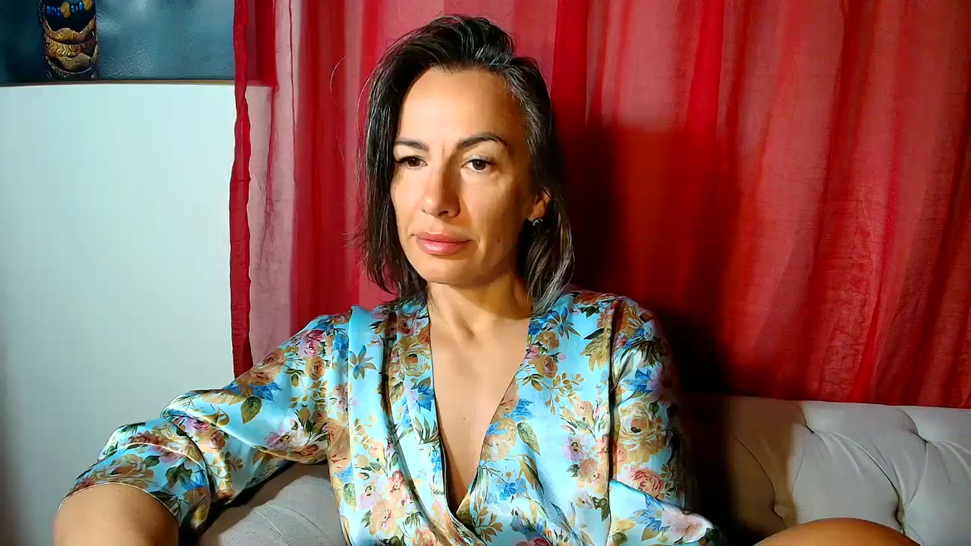 Gallery image thumbnail from Aarte_miss's myfreecams stream on, 05/08/2026, 04:01 image 5 of 20