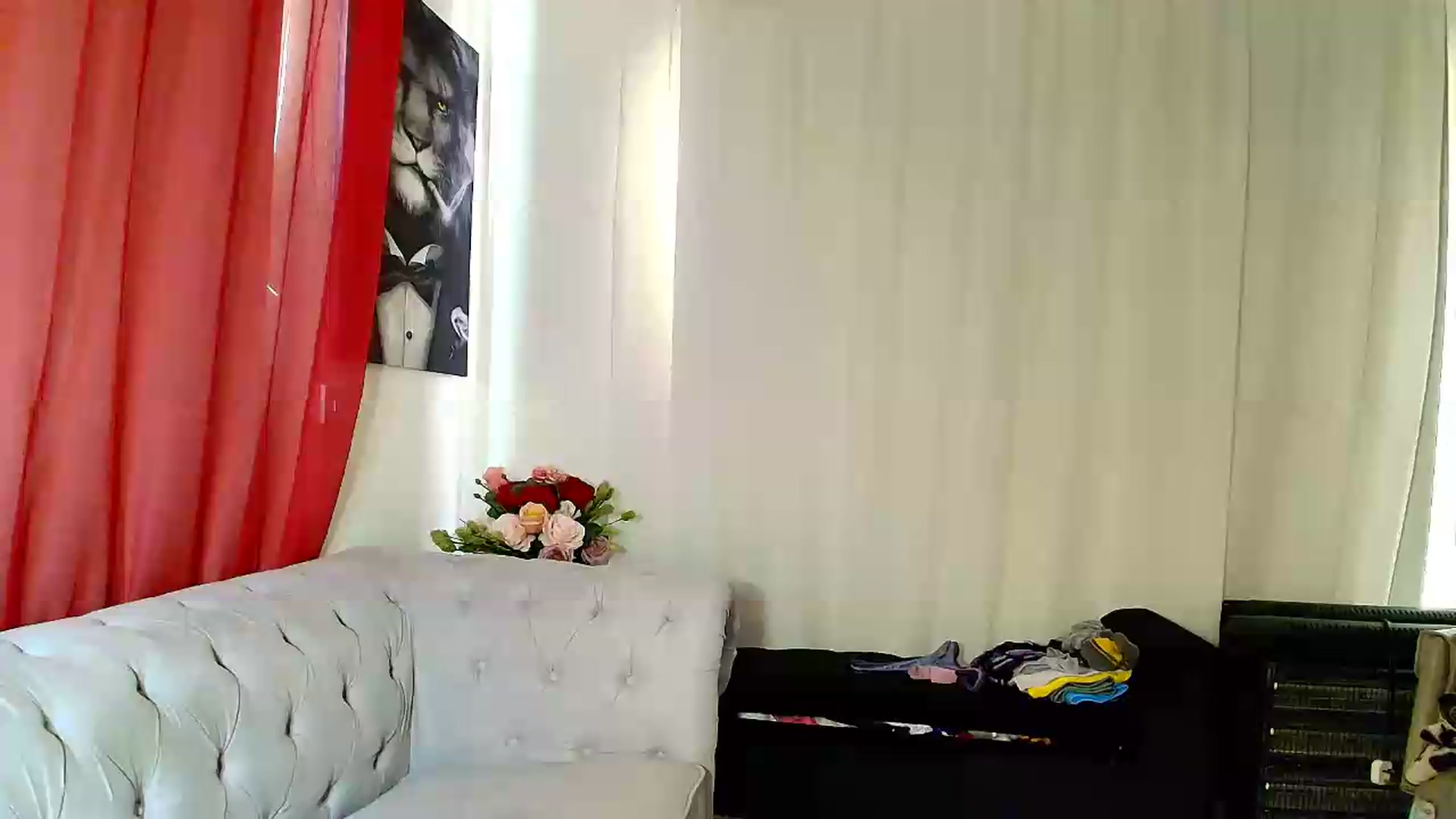 Gallery image thumbnail from Aarte_miss's myfreecams stream on, 05/17/2026, 13:26 image 9 of 20