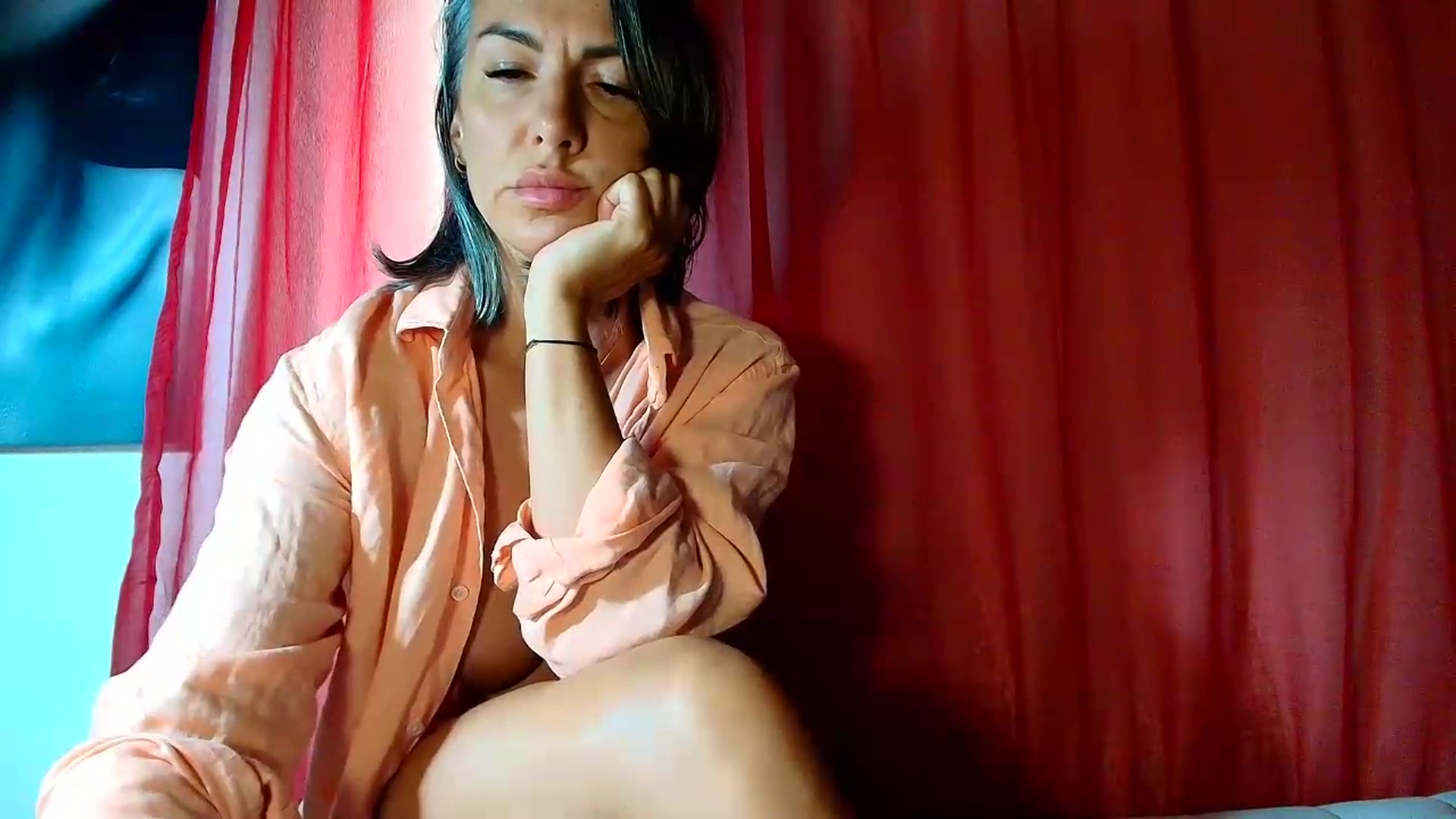 Gallery image thumbnail from Aarte_miss's myfreecams stream on, 05/23/2026, 14:55 image 15 of 20